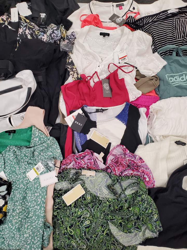 Women's Clothing Wholesale Lot Adidas, Calvin Klein, Michael Kors, NIKE, DKNY, EILEEN FISHER, VINCE CAMUTO, FREE PEOPLE, STEVE MADDEN, INC, ALFANI and more, 29 Units, Customer Returns, MSRP $2,106.99