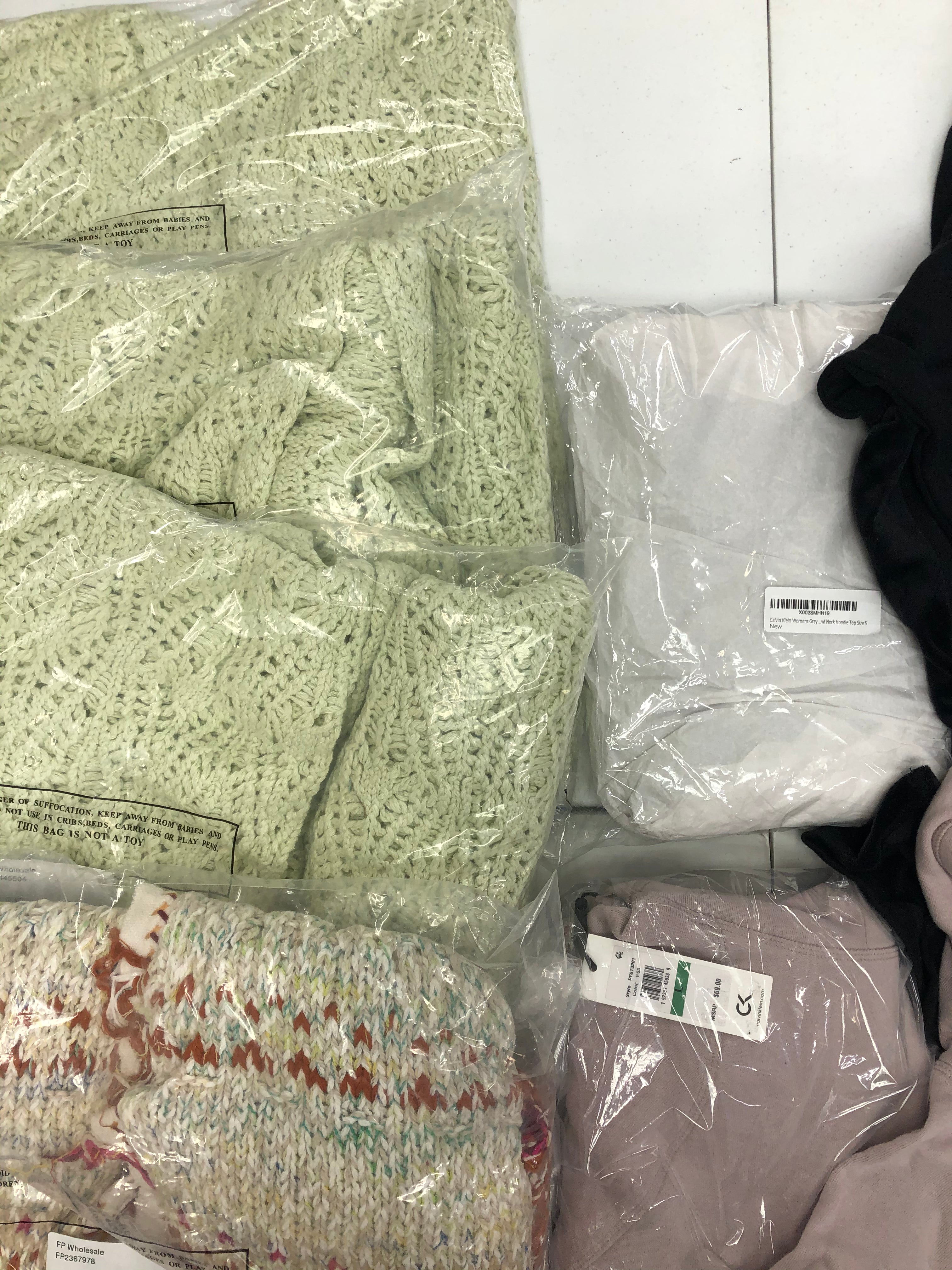 Women's Clothing Cardigans, Tops, Socks Wholesale Lot, CALVIN KLEIN, FREE PEOPLE, AMERICAN APPAREL, 13 items, Shelf Pulls, MSRP $1,168