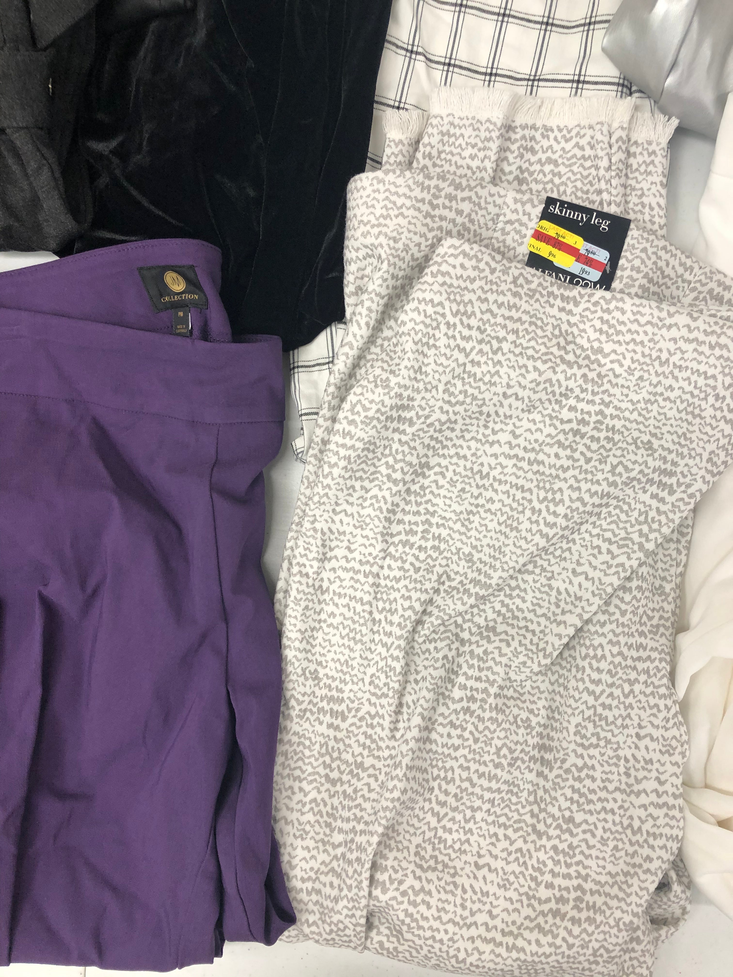 Women's Clothing Pants Wholesale Lot, Calvin Klein, Kasper, JM Collection, ALFANI and more, 11 Units, Shelf Pulls, MSRP $763.50