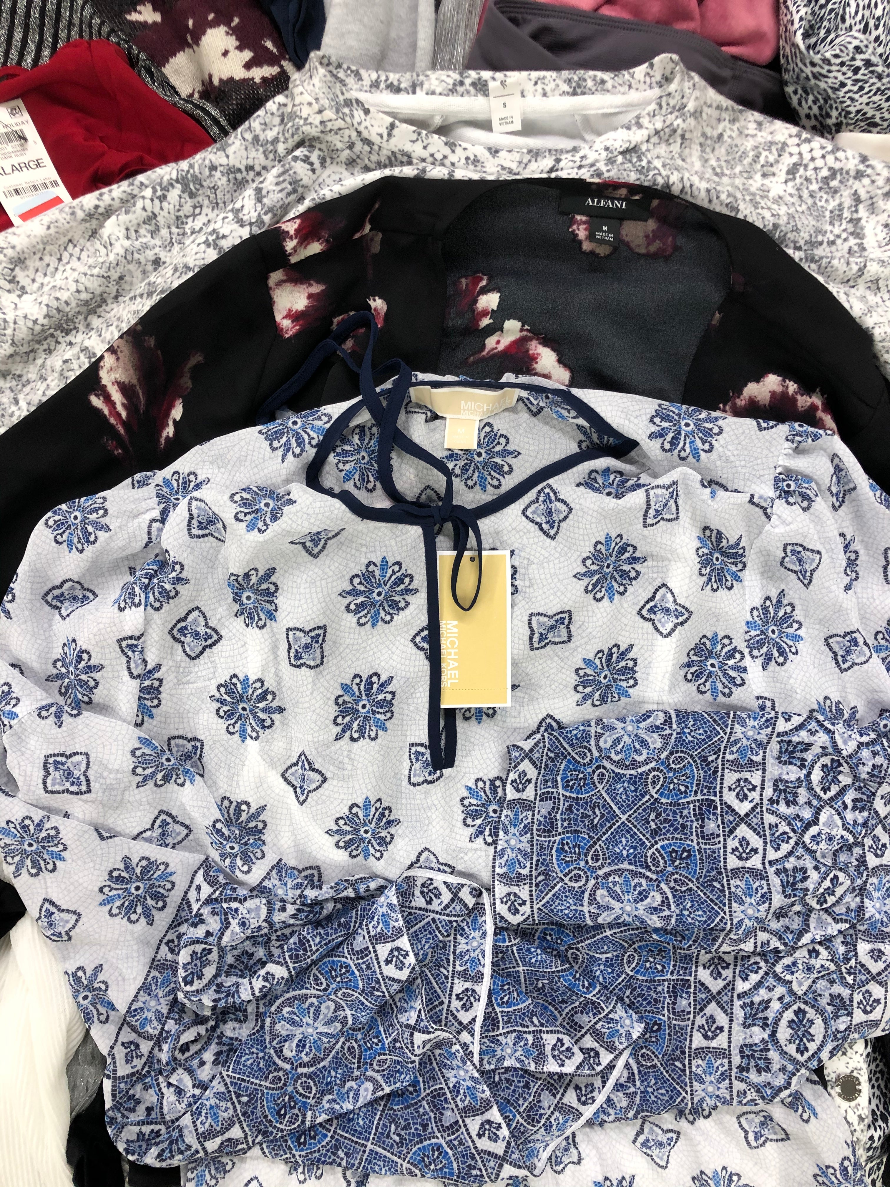 Women's Clothing Wholesale Lot CALVIN KLEIN, DKNY, Michael Kors, Tommy Hilfiger, American apparel, KENDALL KYLIE, Ideology and more, 25 Units, Shelf Pulls, MSRP $1,603.50