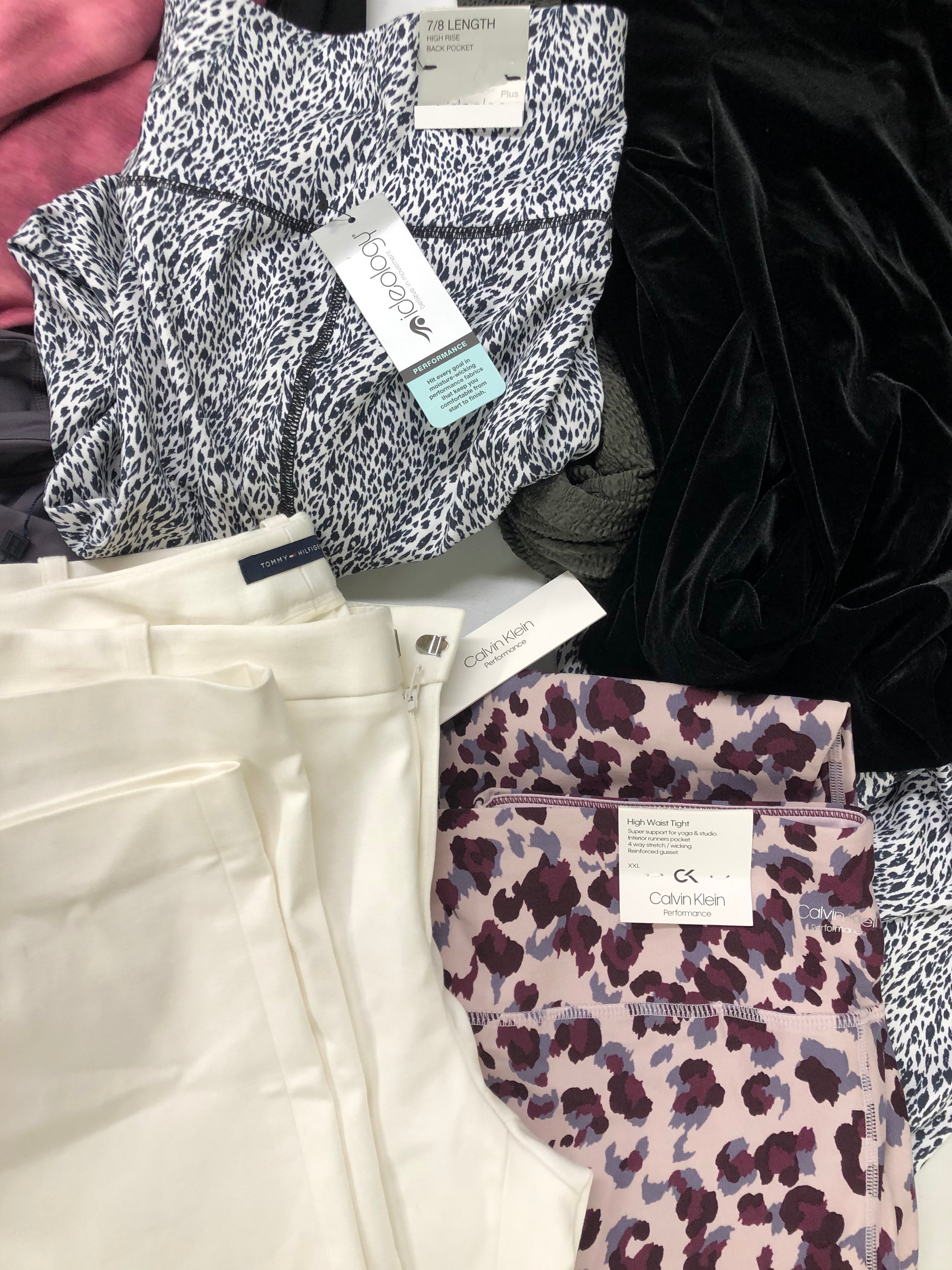 Women's Clothing Wholesale Lot CALVIN KLEIN, DKNY, Michael Kors, Tommy Hilfiger, American apparel, KENDALL KYLIE, Ideology and more, 25 Units, Shelf Pulls, MSRP $1,603.50