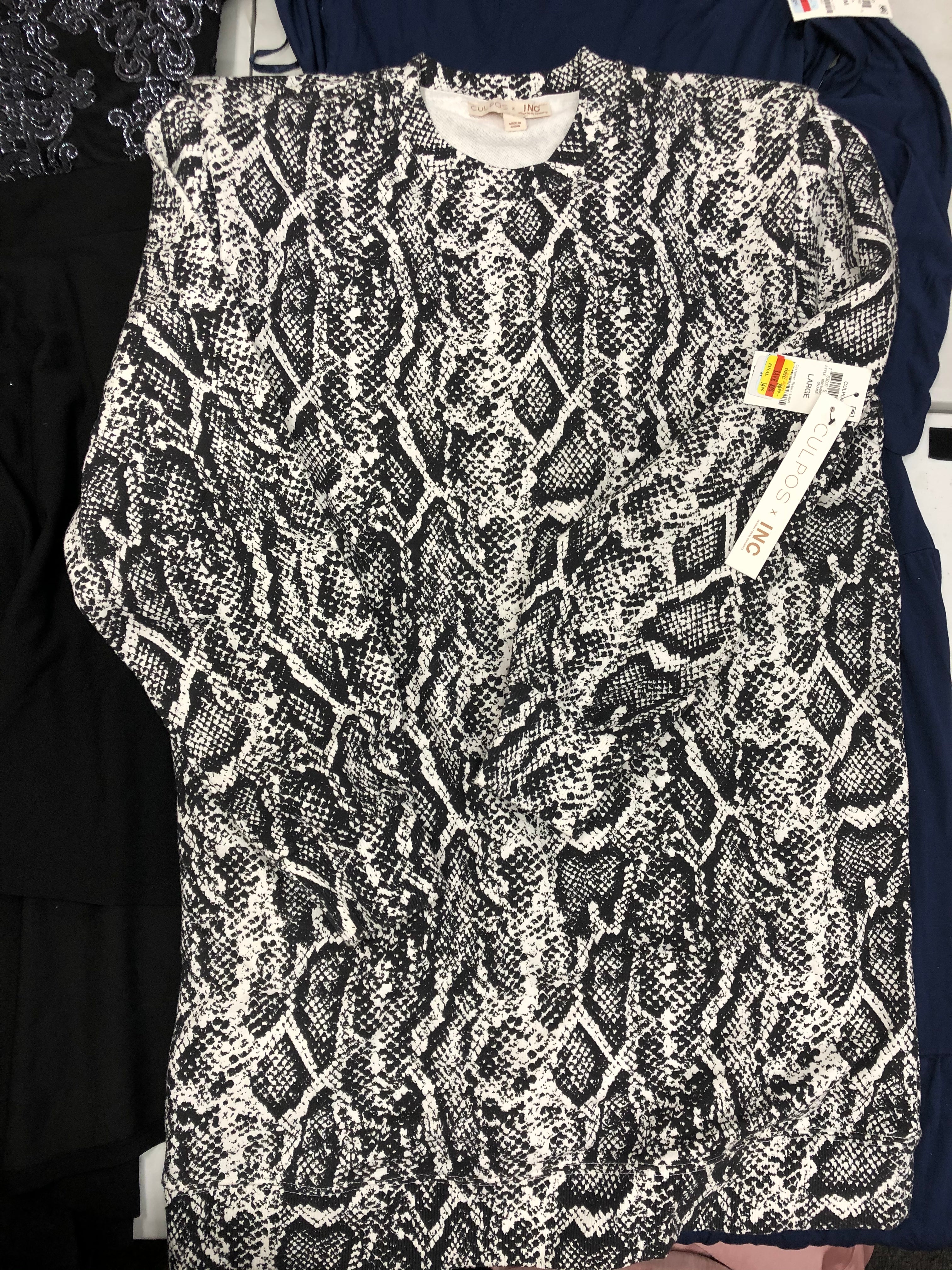 Women's Clothing Dress Wholesale Lot, CECE, Emerald Sundae, SPEECHLESS, and INC, 8 Units, Shelf Pulls, MSRP $774.50