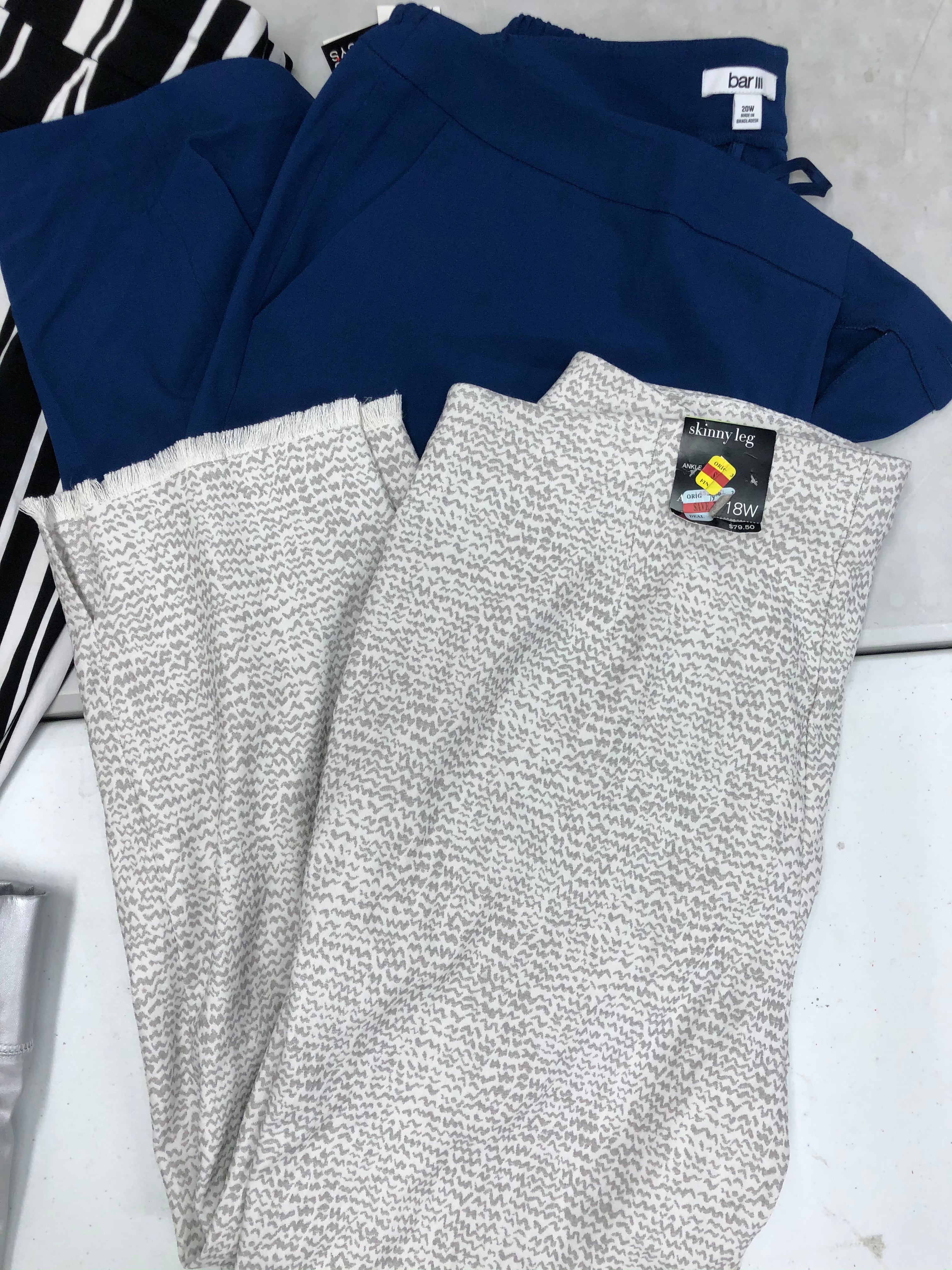 Women's Clothing Pants Wholesale Lot, Vince Camuto, Style & Co, ALFANI, Bar III and more, 12 Units, Shelf Pulls, MSRP $798.48