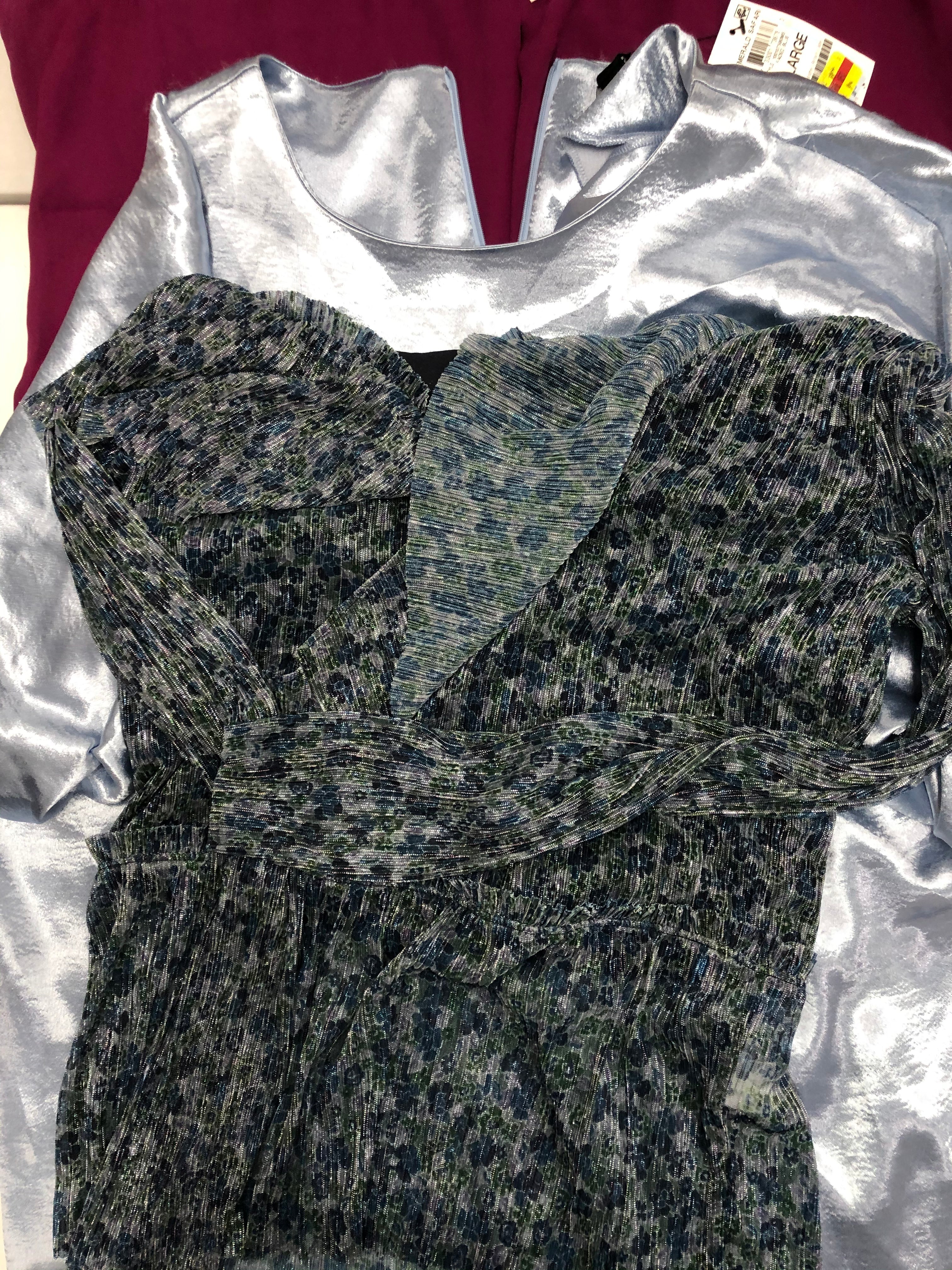 Women's Clothing Top Wholesale Lot, CALVIN KLEIN, TOMMY HILFIGER, KASPER, ALFANI, AMERICAN APPAREL and more, 14 Units, Shelf Pulls, MSRP $778.50