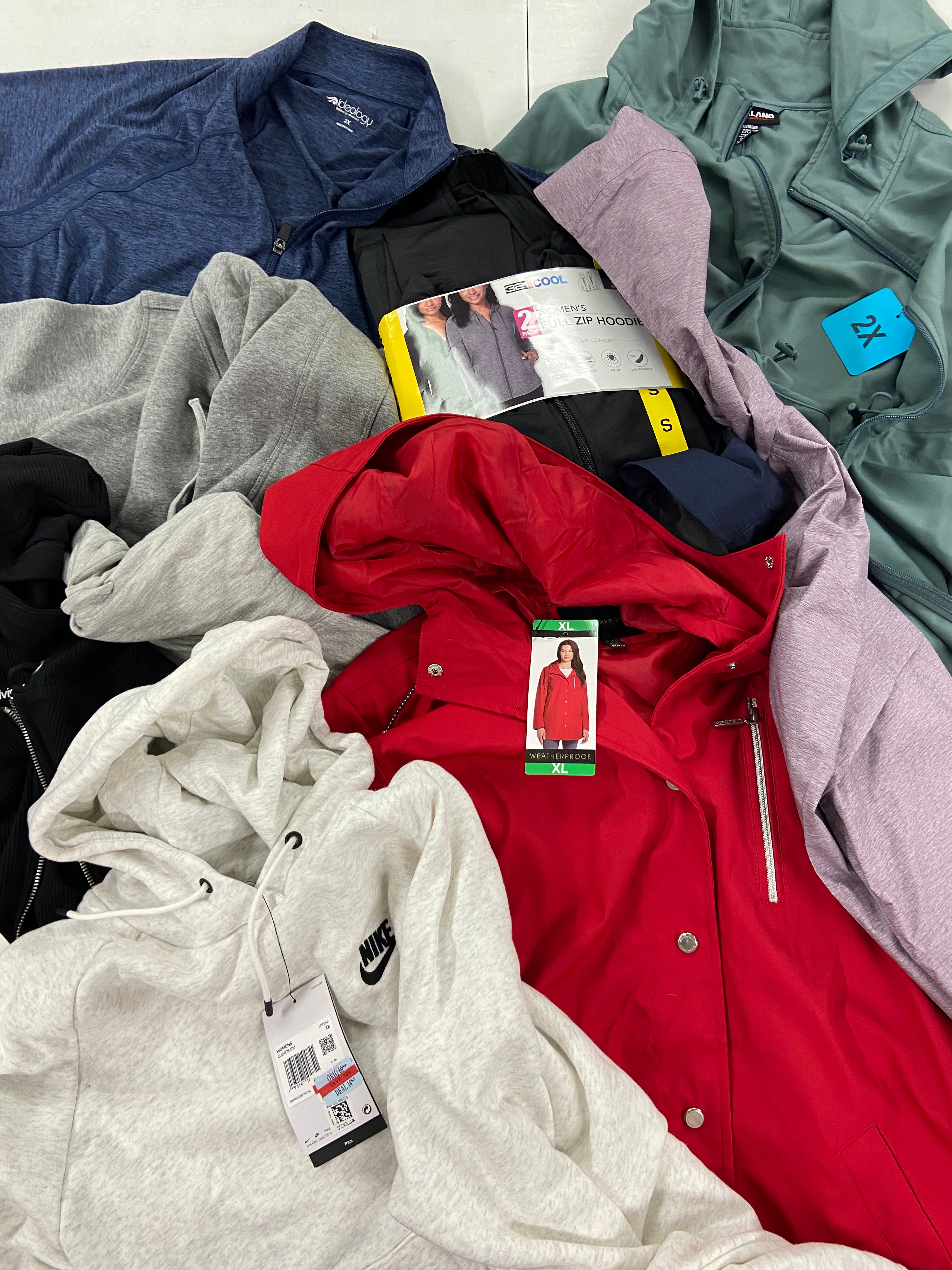 Women's Clothing Activewear Jackets & Other Tops Wholesale Lot, NIKE, CK PERFORMANCE, WEATHERPROOF, 32 DEGREES and more, 10 items, Shelf Pulls, MSRP $517