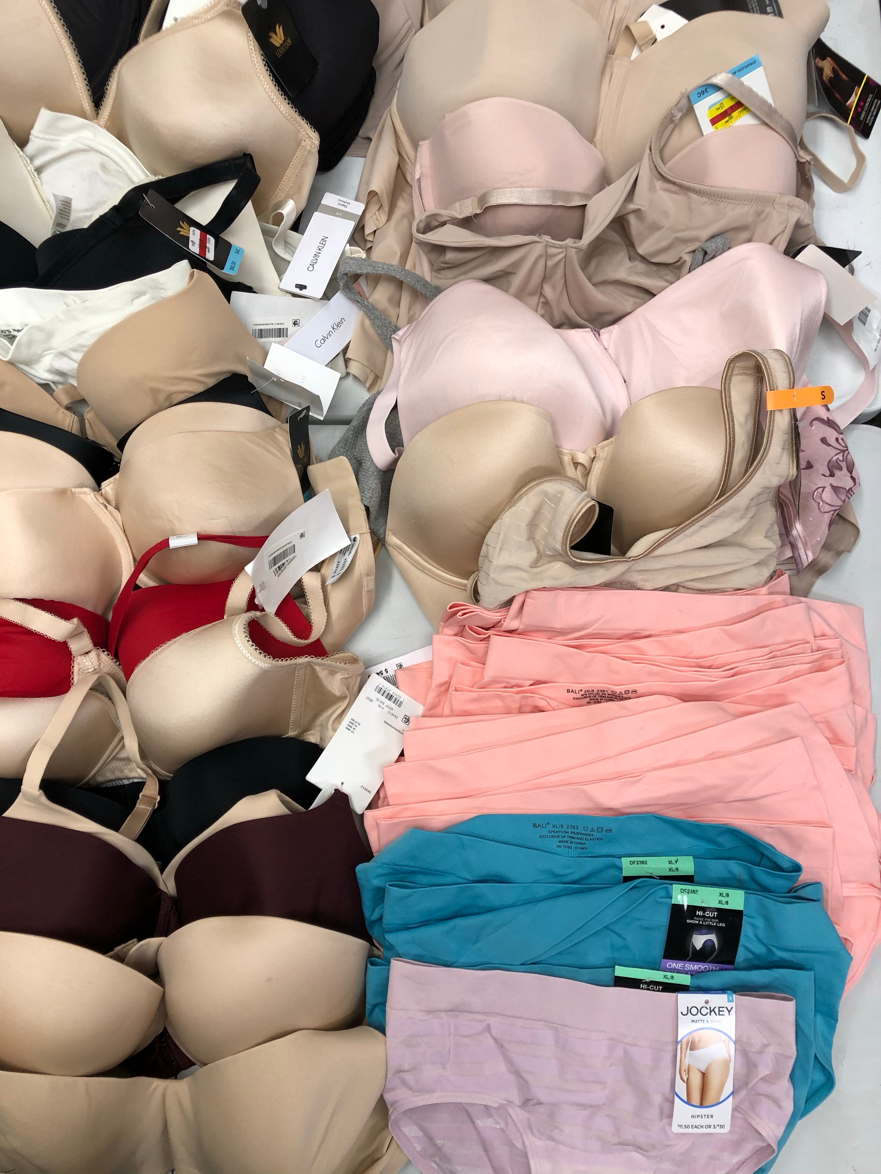Women's Clothing INTIMATES Wholesale Lot, CALVIN KLEIN, DKNY, WACOAL, BALI, HANES and more, 79 items, Customer Returns, MSRP $2,504