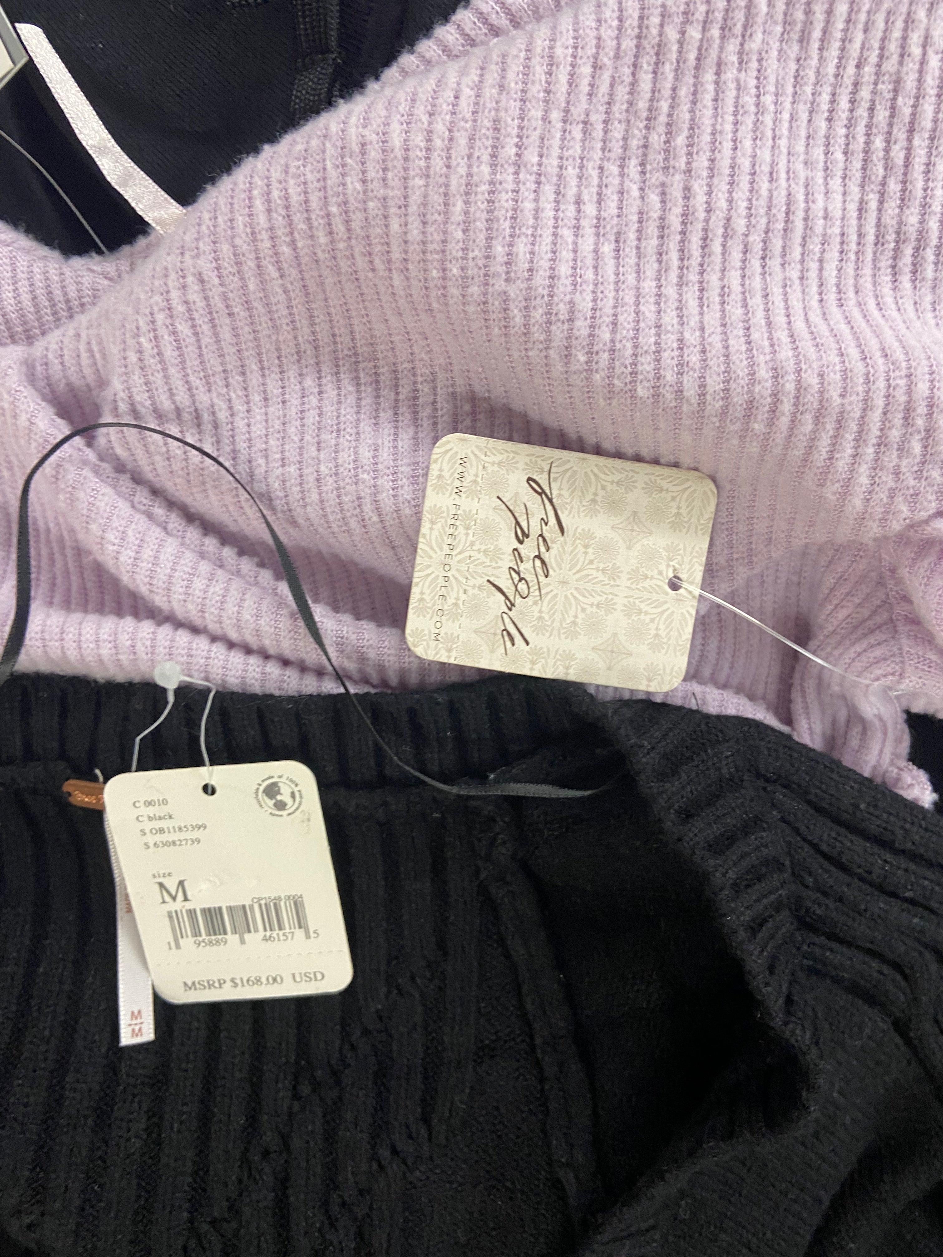 Women's Clothing Assorted Wholesale Lot, LAUREN RALPH LAURE, THE NORTH FACE, FREE PEOPLE, BUFFALO, ORVIS and more,16 items, Shelf Pulls, MSRP $810