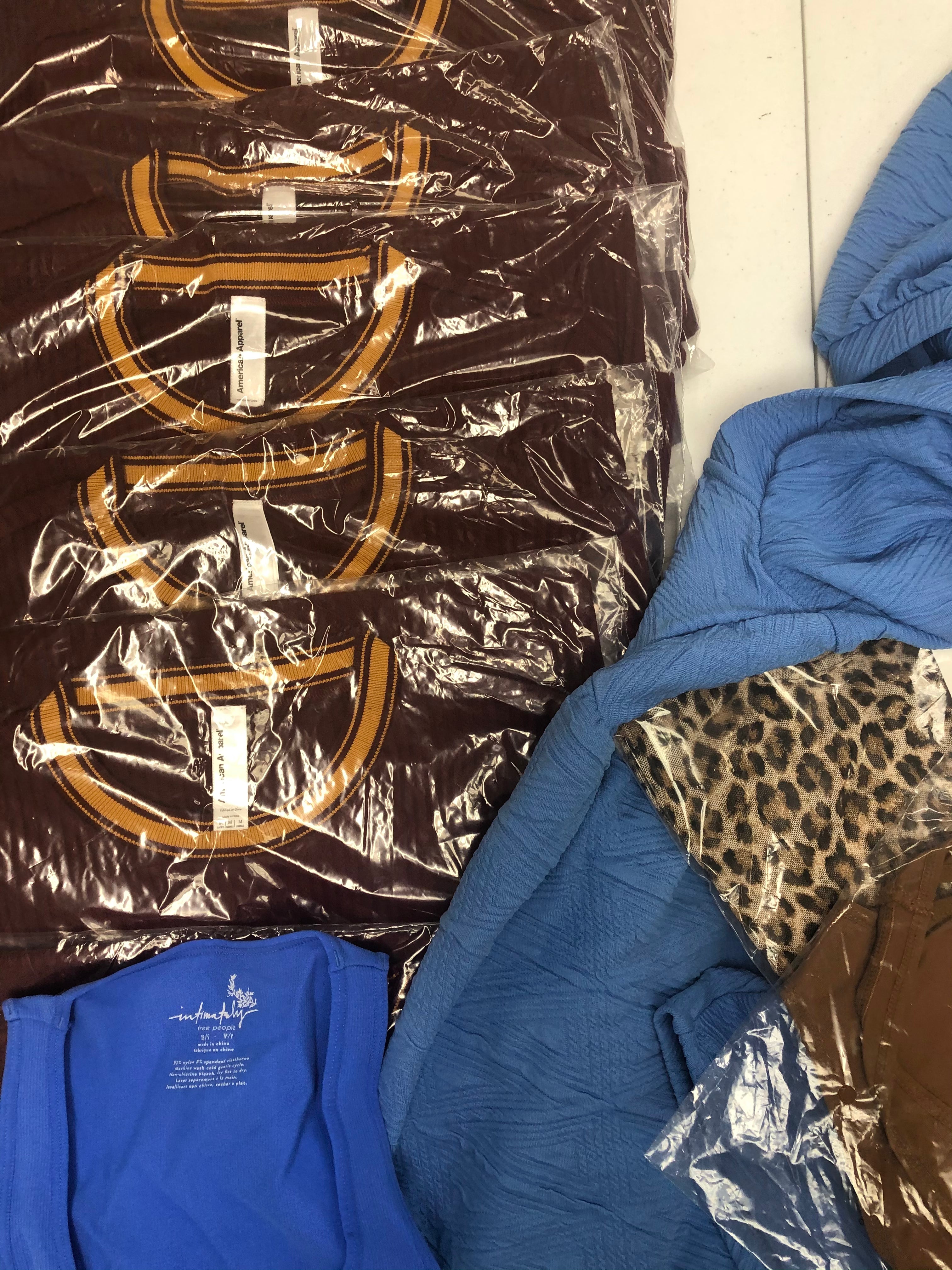 Women's Clothing Dresses, Tops and more Wholesale Lot, SPLENDID, FREE PEOPLE, AQUA,  AMERICAN APPAREL, 20 items, New, MSRP $1,210