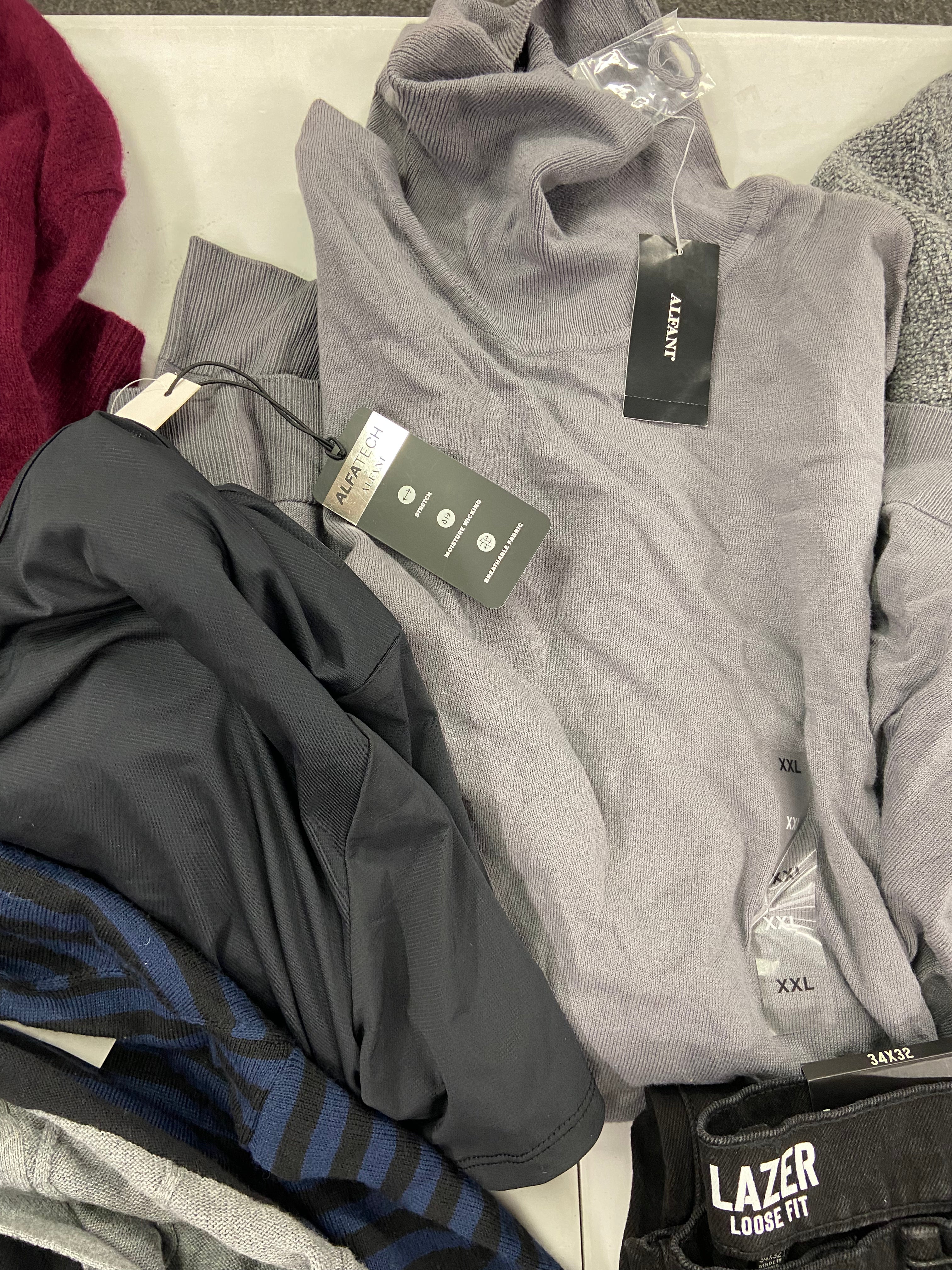Men's Clothing Sweaters & Others, Wholesale Lot, RALPH LAUREN, EDDIE BAUER, SPYDER, CLUBROOM, LAZER and more 15 items, Shelf Pulls, MSRP $820