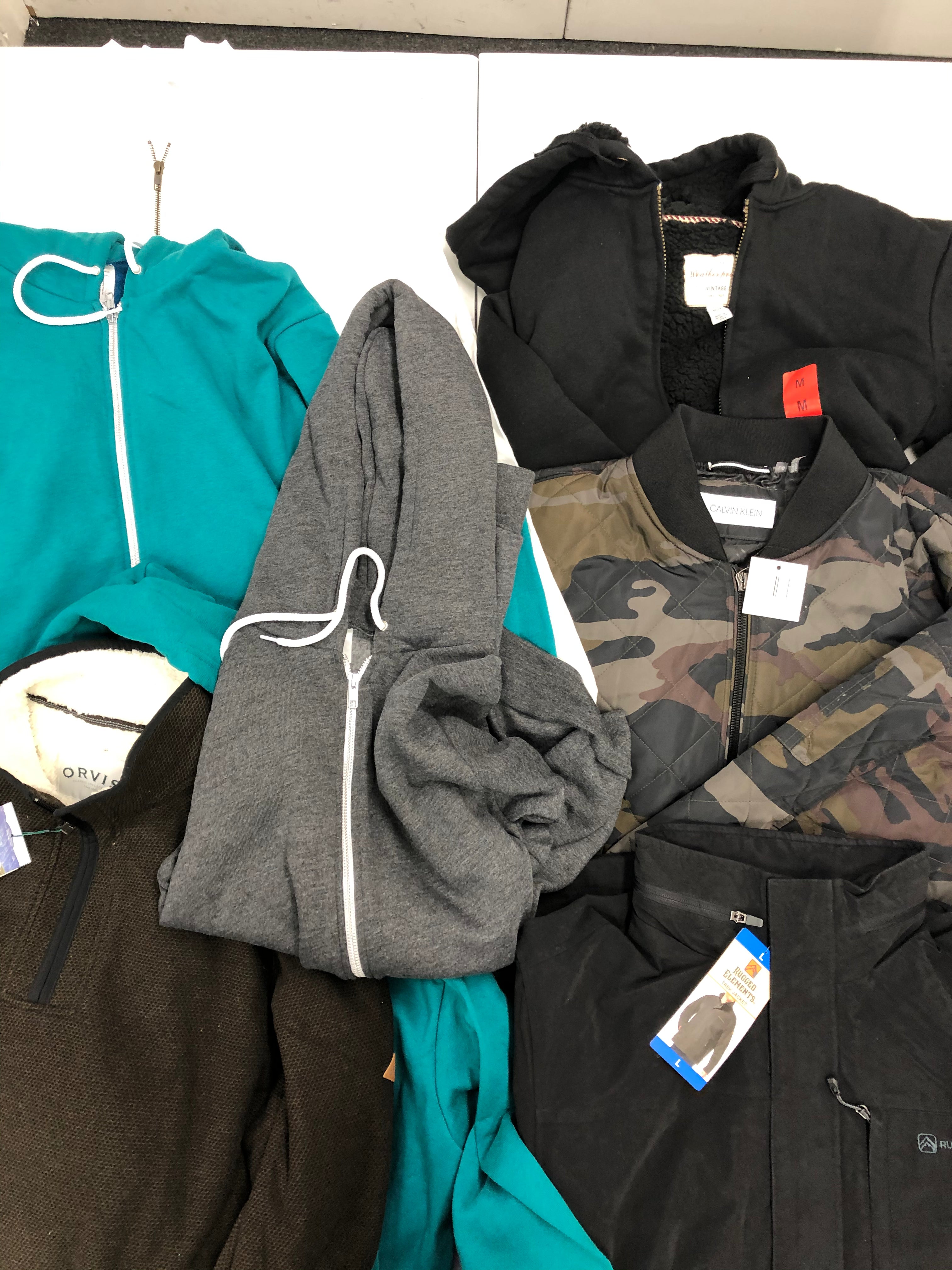 Men's Clothing Outerwear/Jackets Wholesale Lot, CALVIN KLEIN, WEATHERPROOF, RUGGED, ORVIS and more, 8 items, Shelf Pulls, MSRP $493