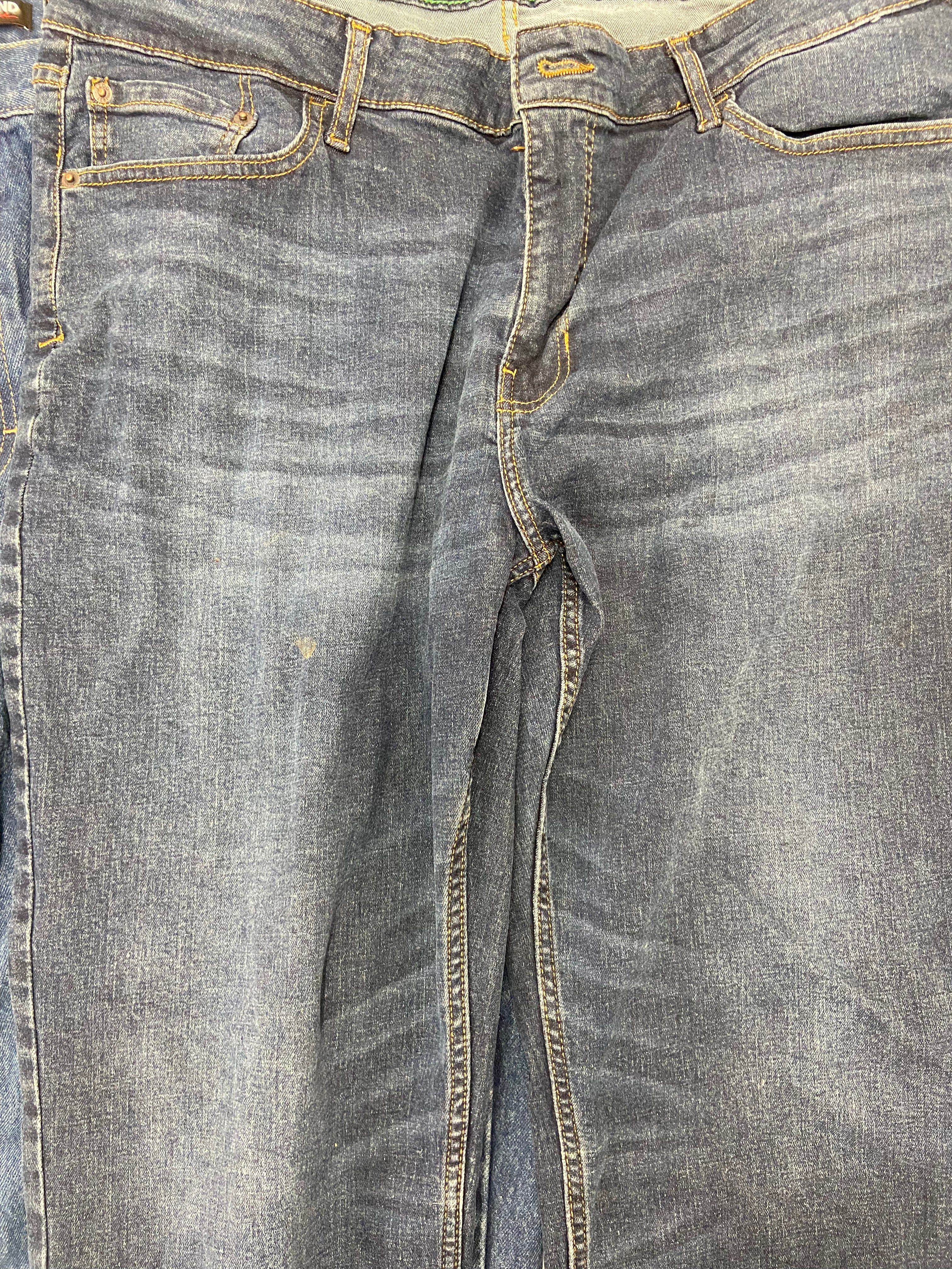 Men's Clothings Bottoms Wholesale Lot, FILA, PUMA, NAUTICA, ENGLISH LAUNDRY, EDDIE BAUER, KIRKLAND, IZOD and more, 10 items, CUSTOMER RETURNS