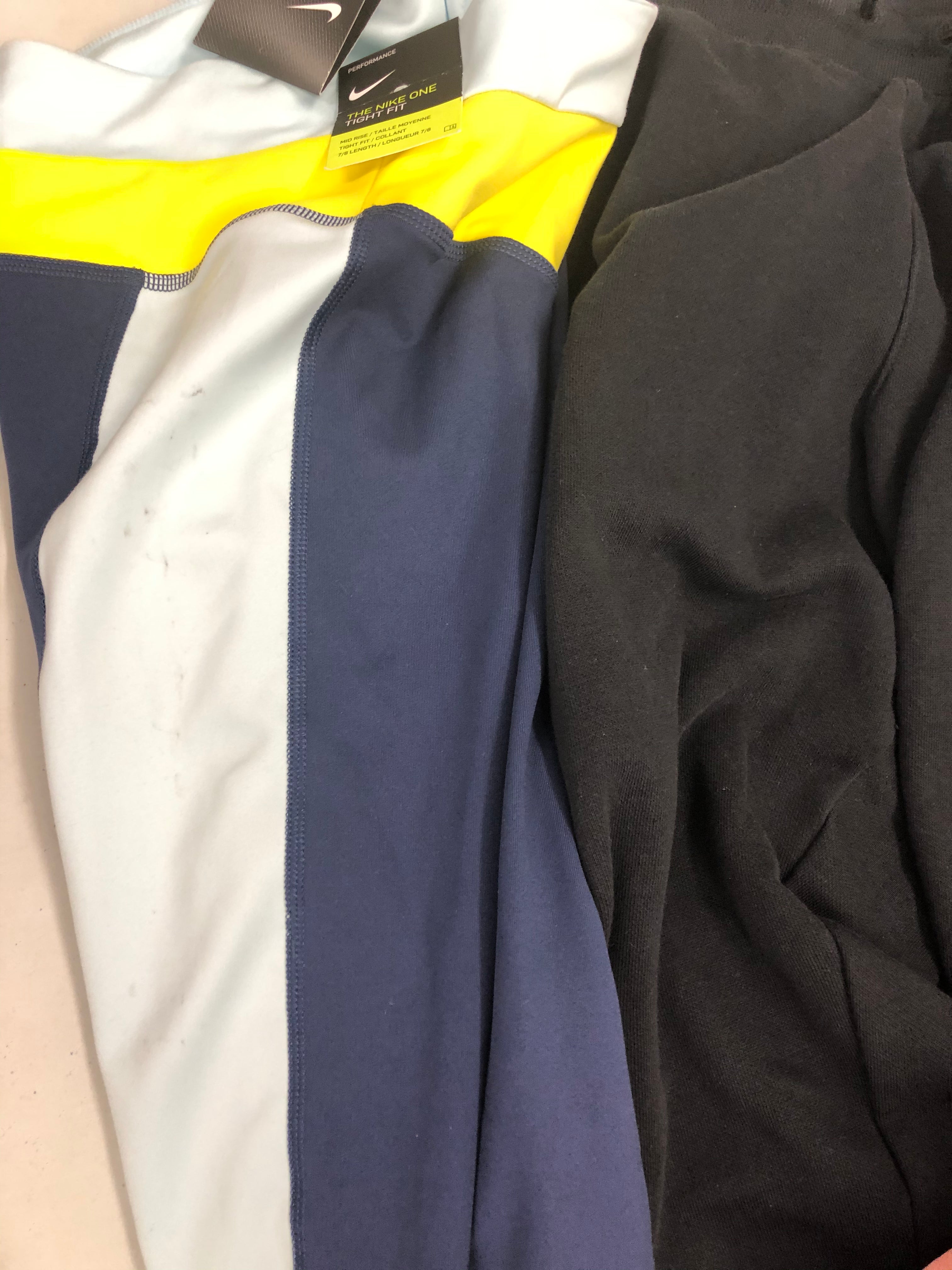 Women's Clothings Activewear Wholesale Lot, CALVIN KLEIN, ADIDAS, DKNY, NIKE, THE NORTH FACE, AMERICAN APPAREL, SPLENDID, COLUMBIA and more, 13 items, CUSTOMER RETURNS