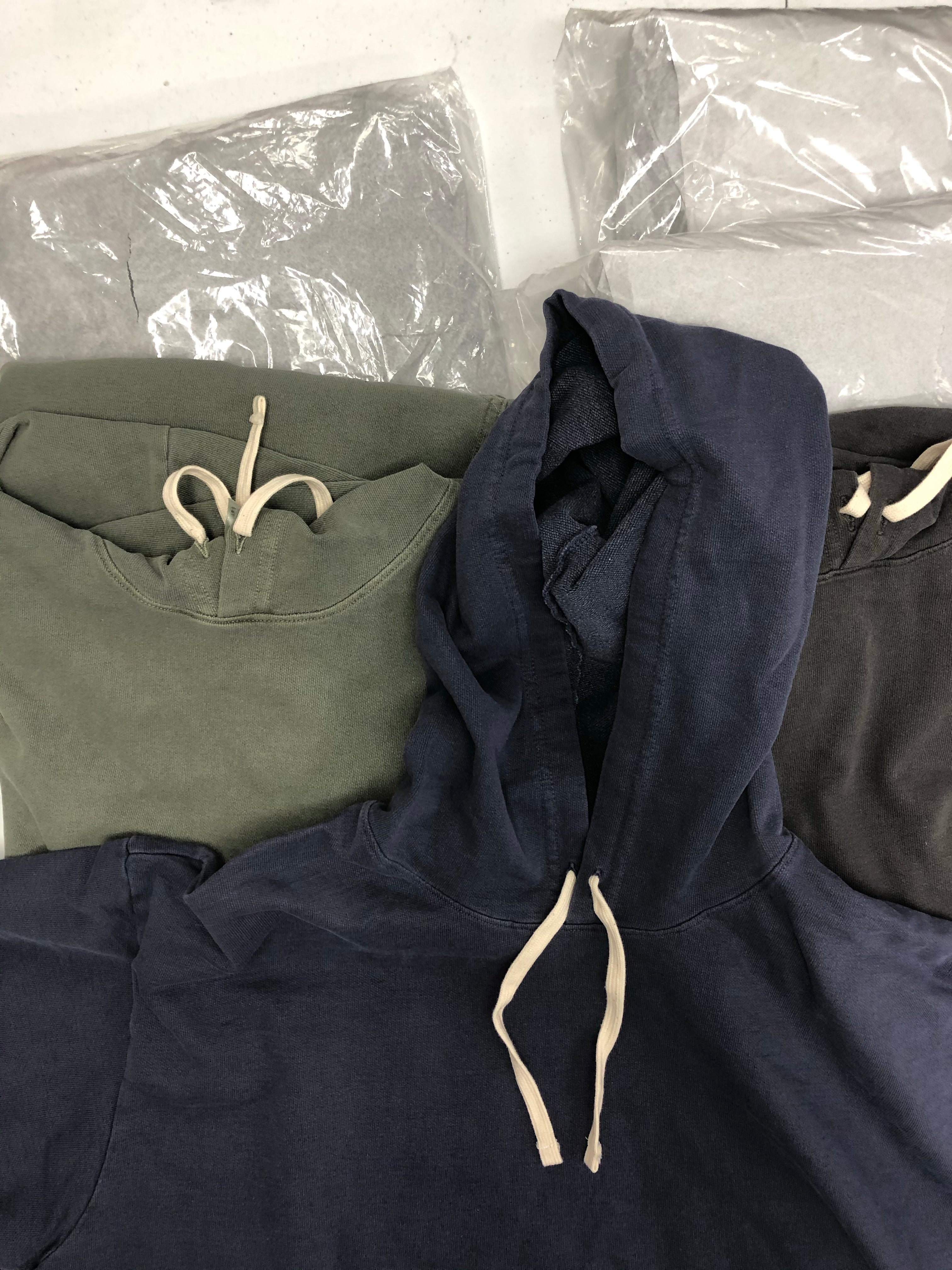 Men's Clothing 2XL Hoodies Wholesale Lot, AMERICAN APPAREL ONLY, 13 Items, Shelf Pulls, MSRP $598
