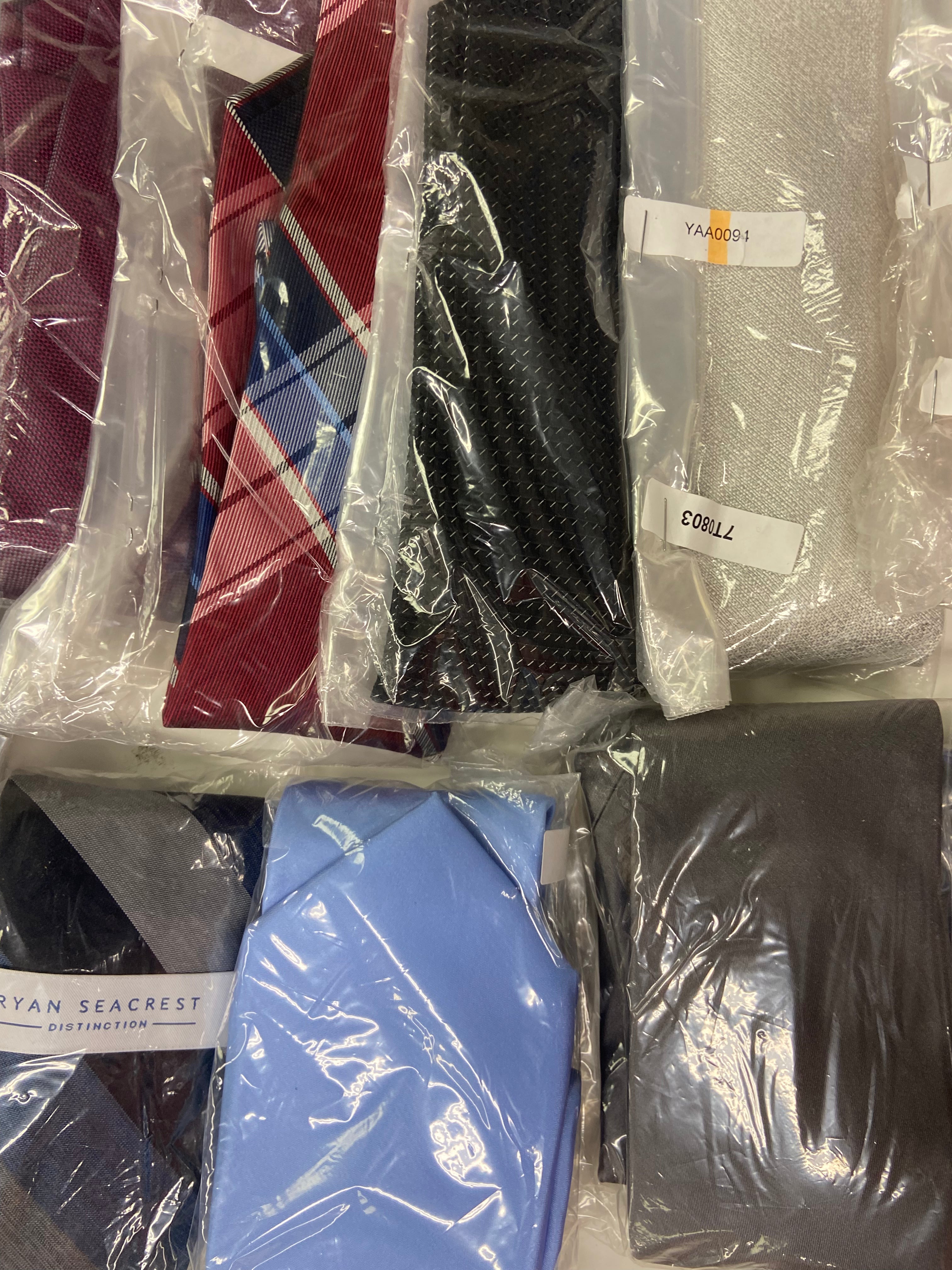 Men's Neckties Wholesale Lot, TOMMY HILFIGER, DKNY, MICHAEL KORS, KENNETH COLE, RYAN SEACREST, CALVIN KLEIN, CLUB ROOM and more, 66 items, CUSTOMER RETURNS