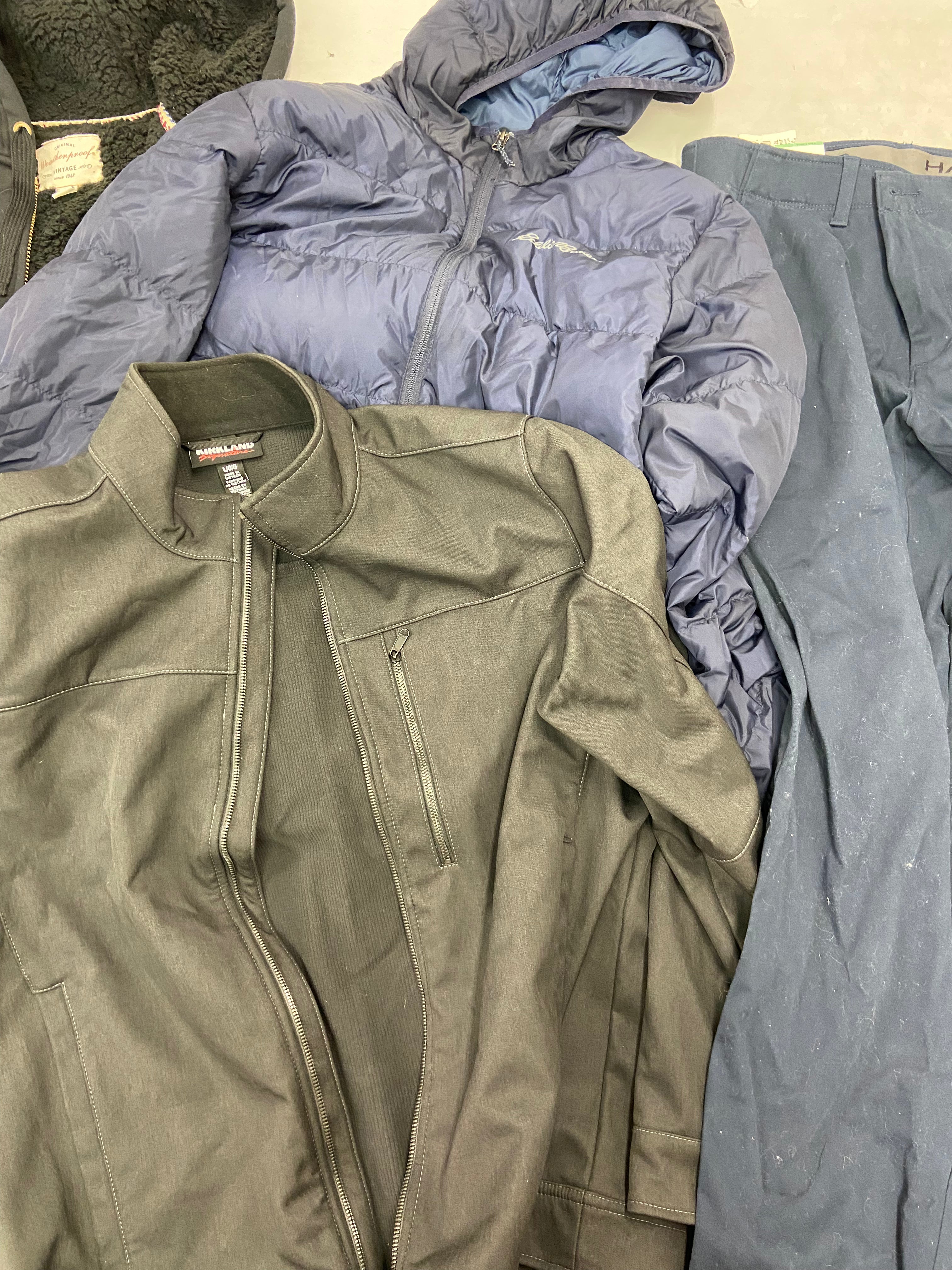 Men's Clothings Assorted Wholesale Lot, WEATHERPROOF, EDDIE BAUER, KIRKLAND, HAGGAR and more, 4 items, CUSTOMER RETURNS