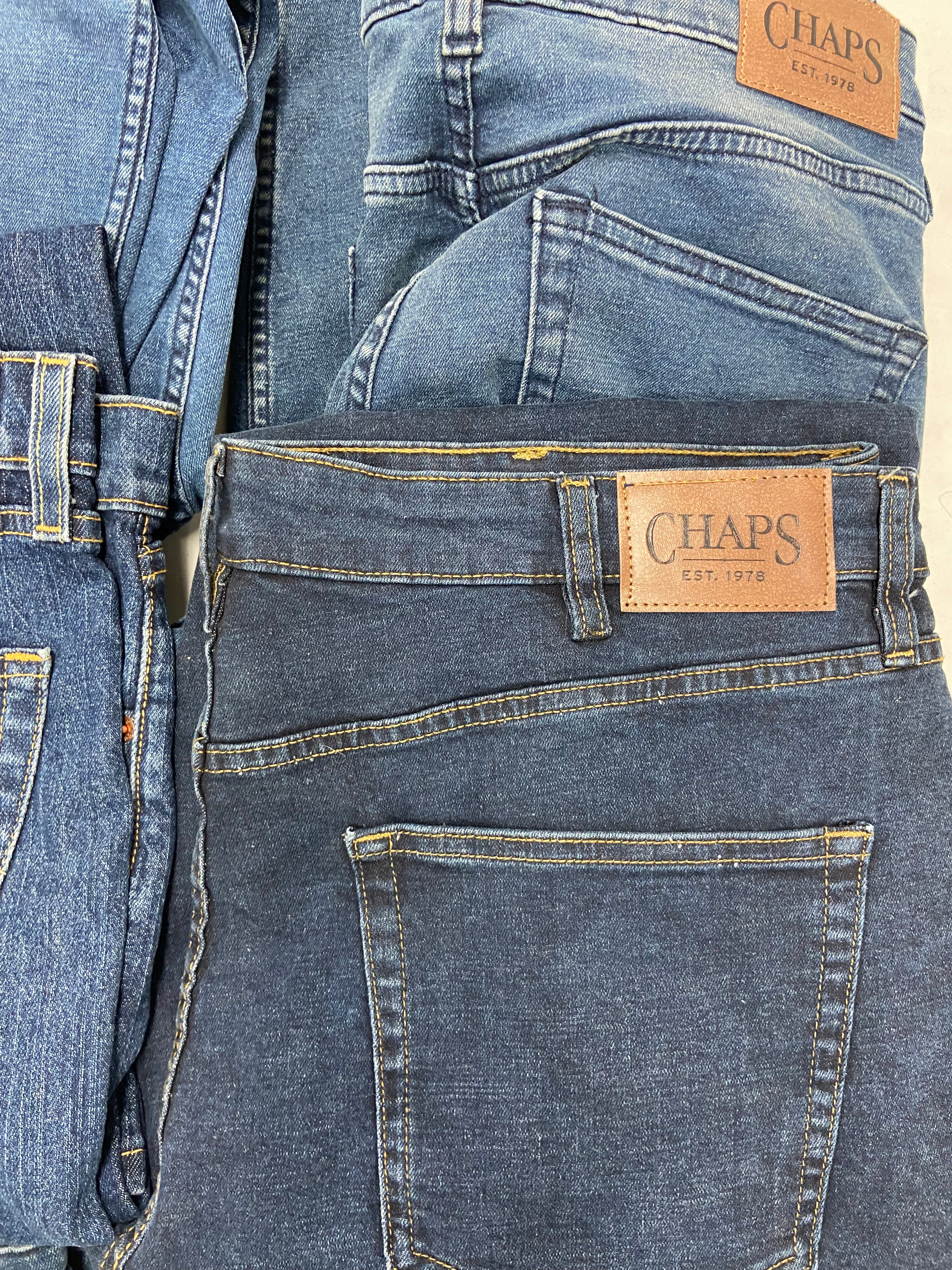 Men's Clothing Jeans Only Wholesale Lot, LEVI'S, CHAPS, URBAN STAR, 8 items, Shelf Pulls, MSRP $458