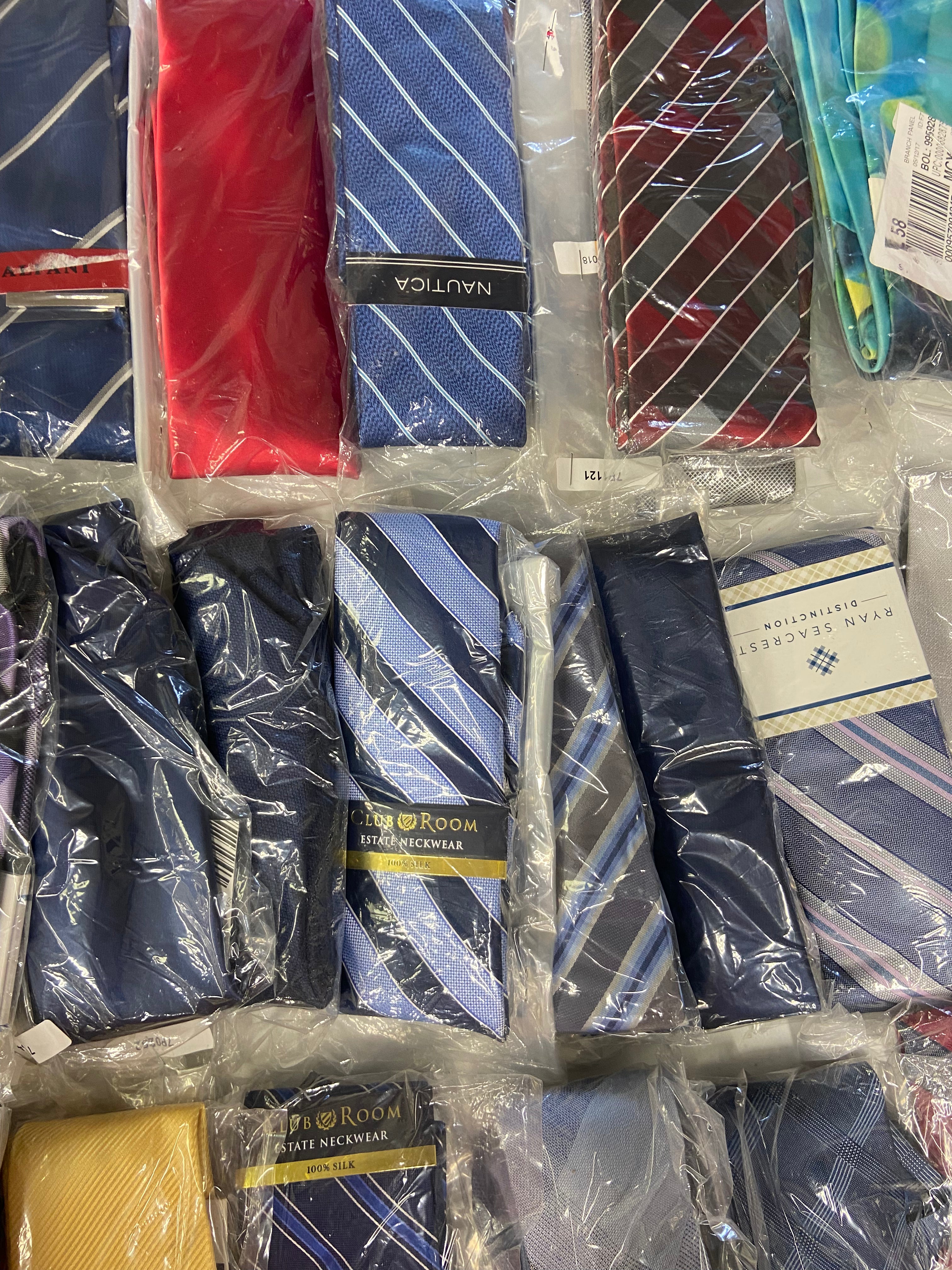 Men's Neckties Wholesale Lot, TOMMY HILFIGER, DKNY, MICHAEL KORS, KENNETH COLE, RYAN SEACREST, CALVIN KLEIN, CLUB ROOM and more, 66 items, CUSTOMER RETURNS