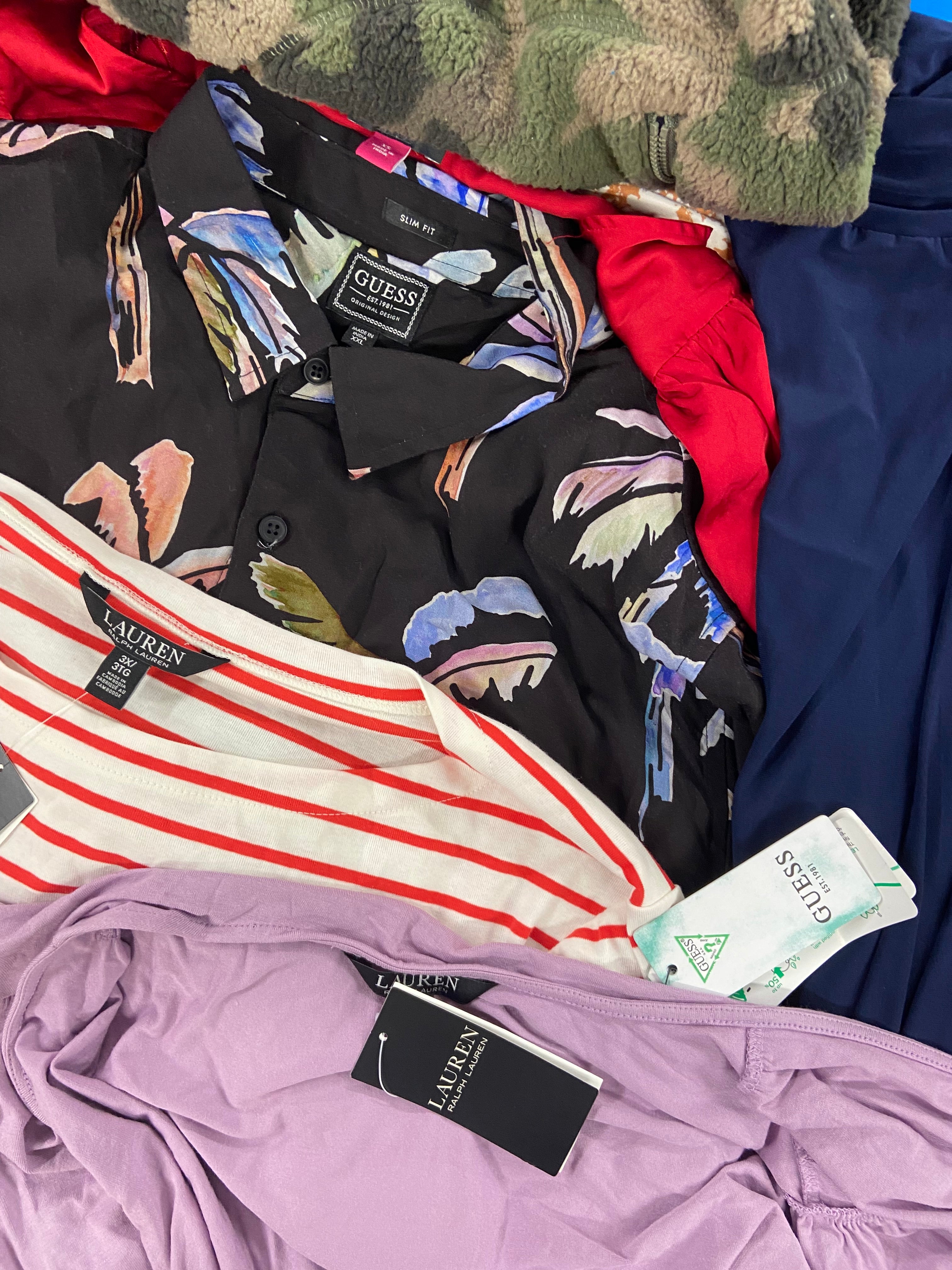 Women's Clothing Assorted Wholesale Lot, LAUREN RALPH LAUREN, CALVIN KLEIN, MICHAEL KORS, VINCE CAMUTO, COLUMBIA, FREE PEOPLE and Others, 12 items, Shelf Pulls, MSRP $941