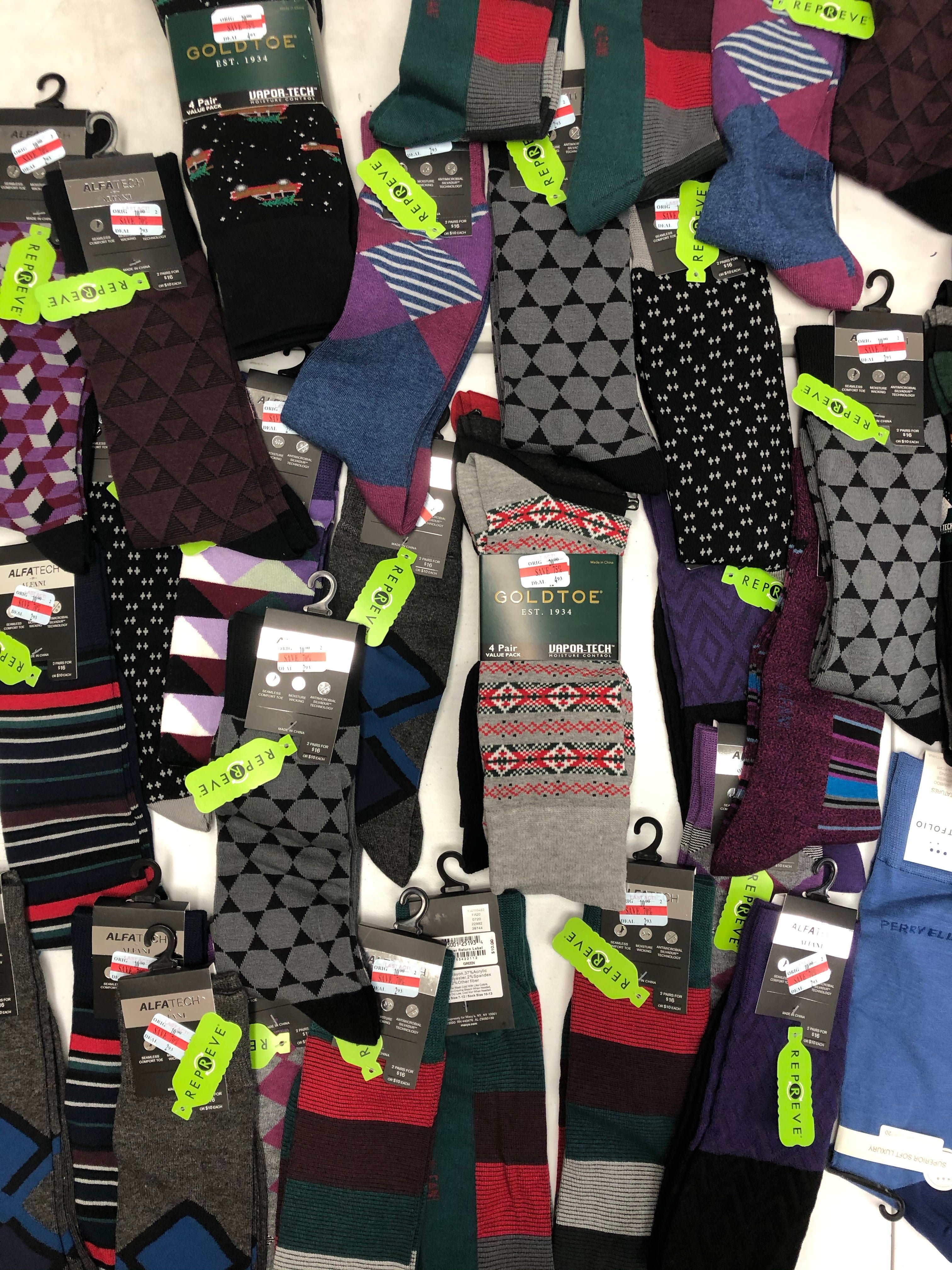 Men's Socks Wholesale Lot, Tommy Hilfiger, Perry Ellis, Gold Toe, Alfani, 110 Units, Shelf Pulls, MSRP $1,188.99