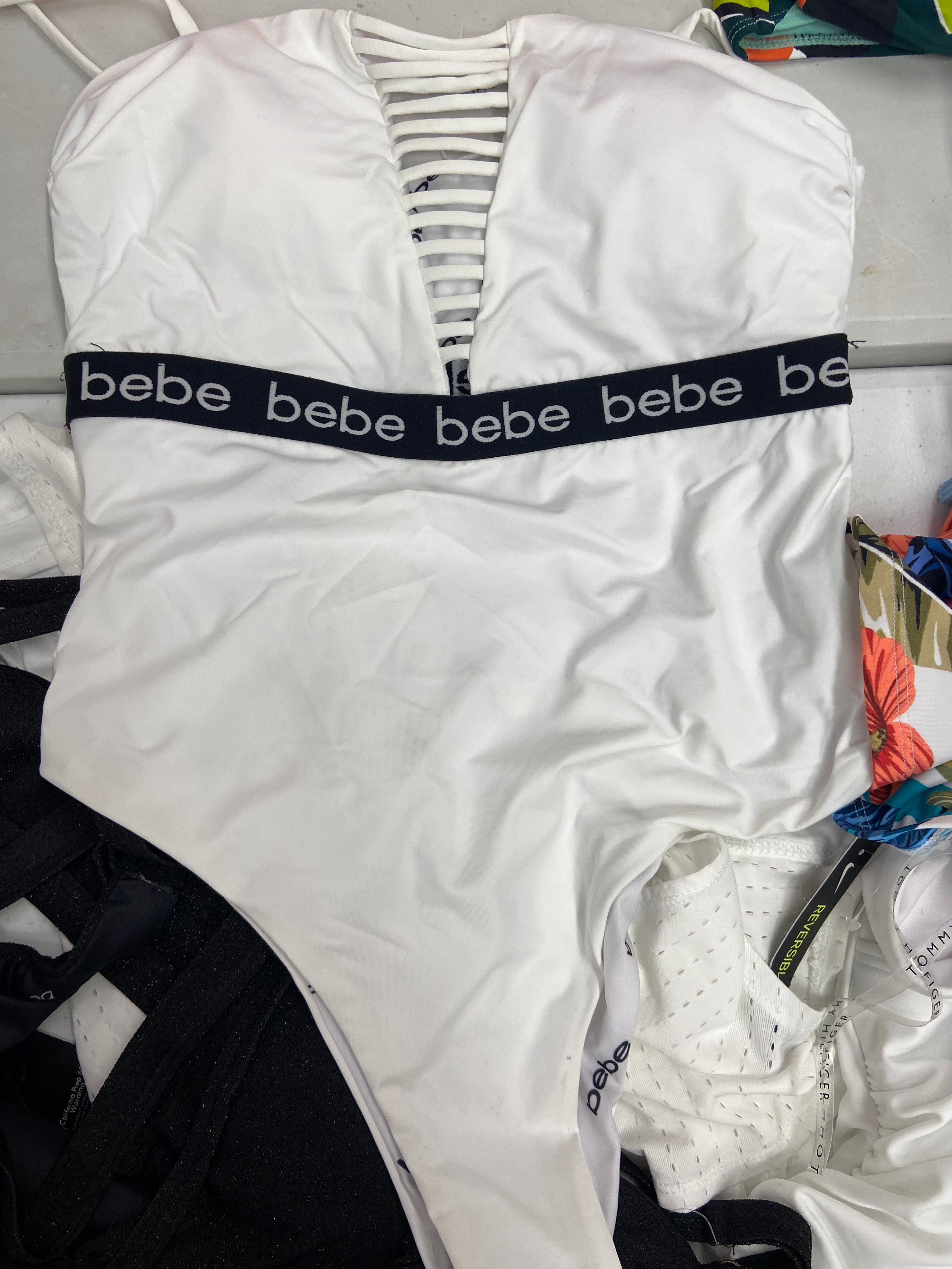 Women's Swimwear Wholesale Lot, NIKE, TOMMY HILFIGER, BEBE, L*SPACE, ANNE COLE, KENDALL + KYLIE, HULA HONEY and more, 20 items, CUSTOMER RETURNS