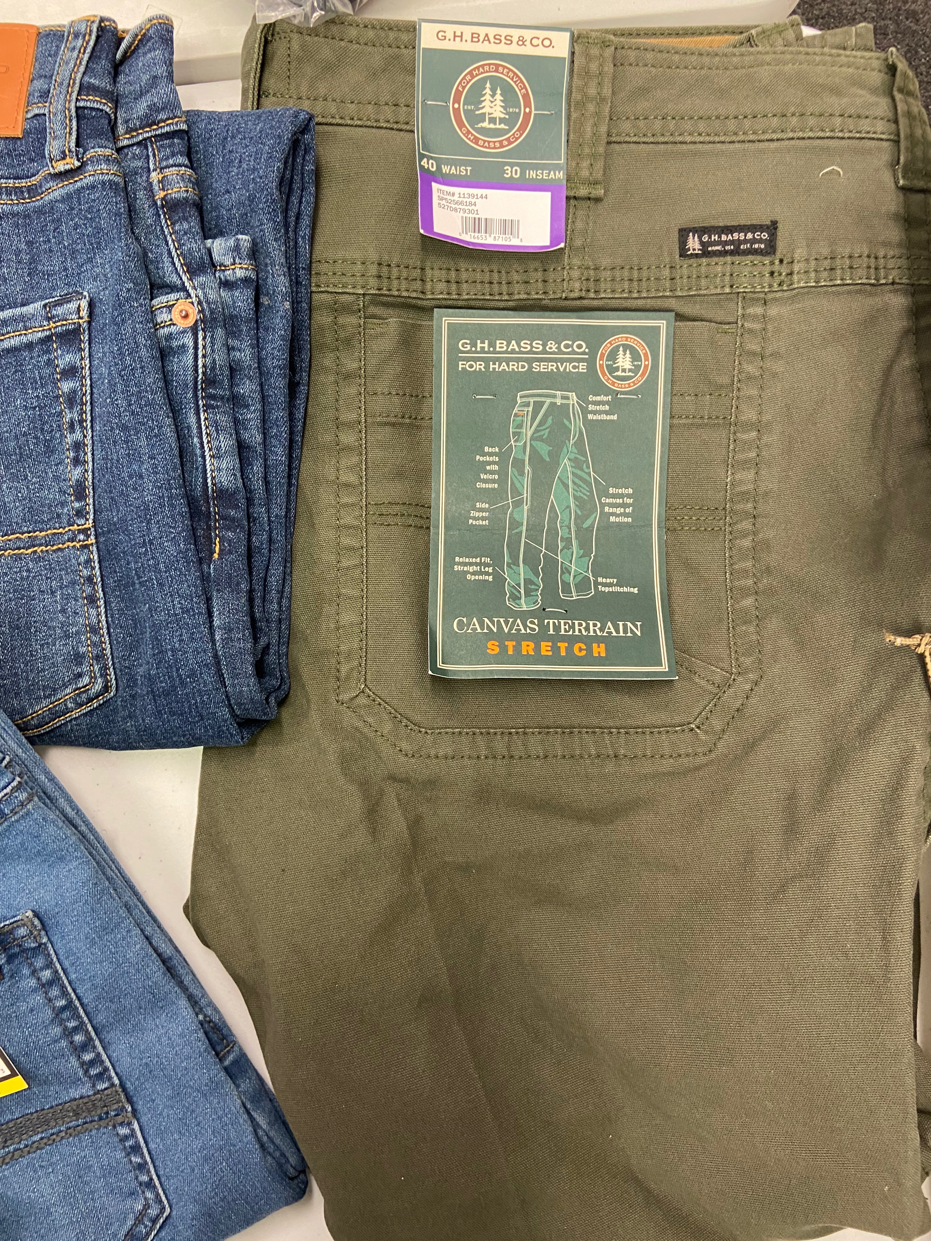 Men's Clothing Pants & Jeans Wholesale Lot, LUCKY BRAND, KIRKLAND, GH BASS, BUFFALO and more, 7 items, Shelf Pulls, MSRP $394