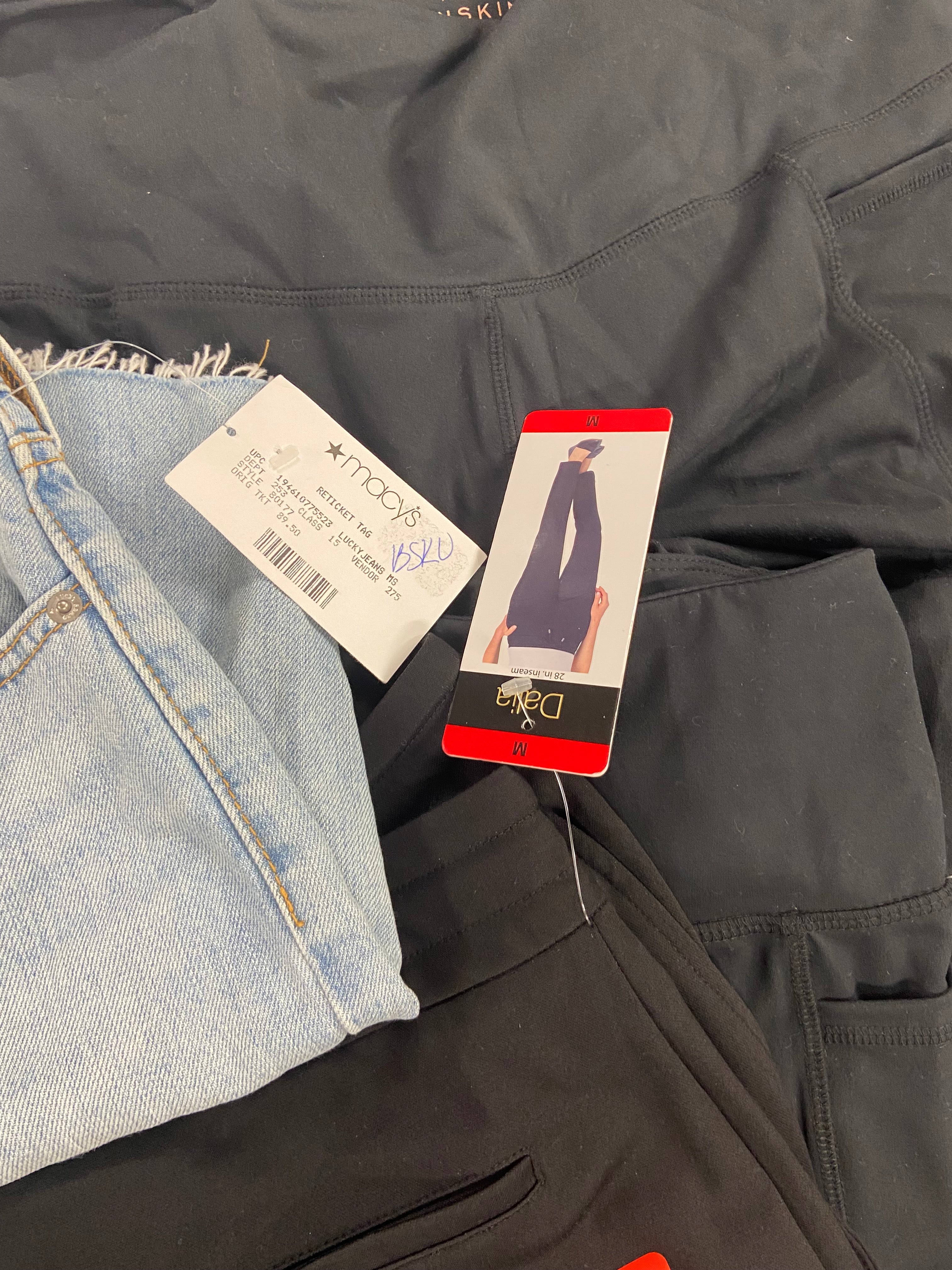 Women's Clothing Activewear & Other bottoms Wholesale Lot, FREE PEOPLE, LUCKY BRAND, CHAMPION, 32 DEGREES and more, 11 items, Shelf Pulls, MSRP $552