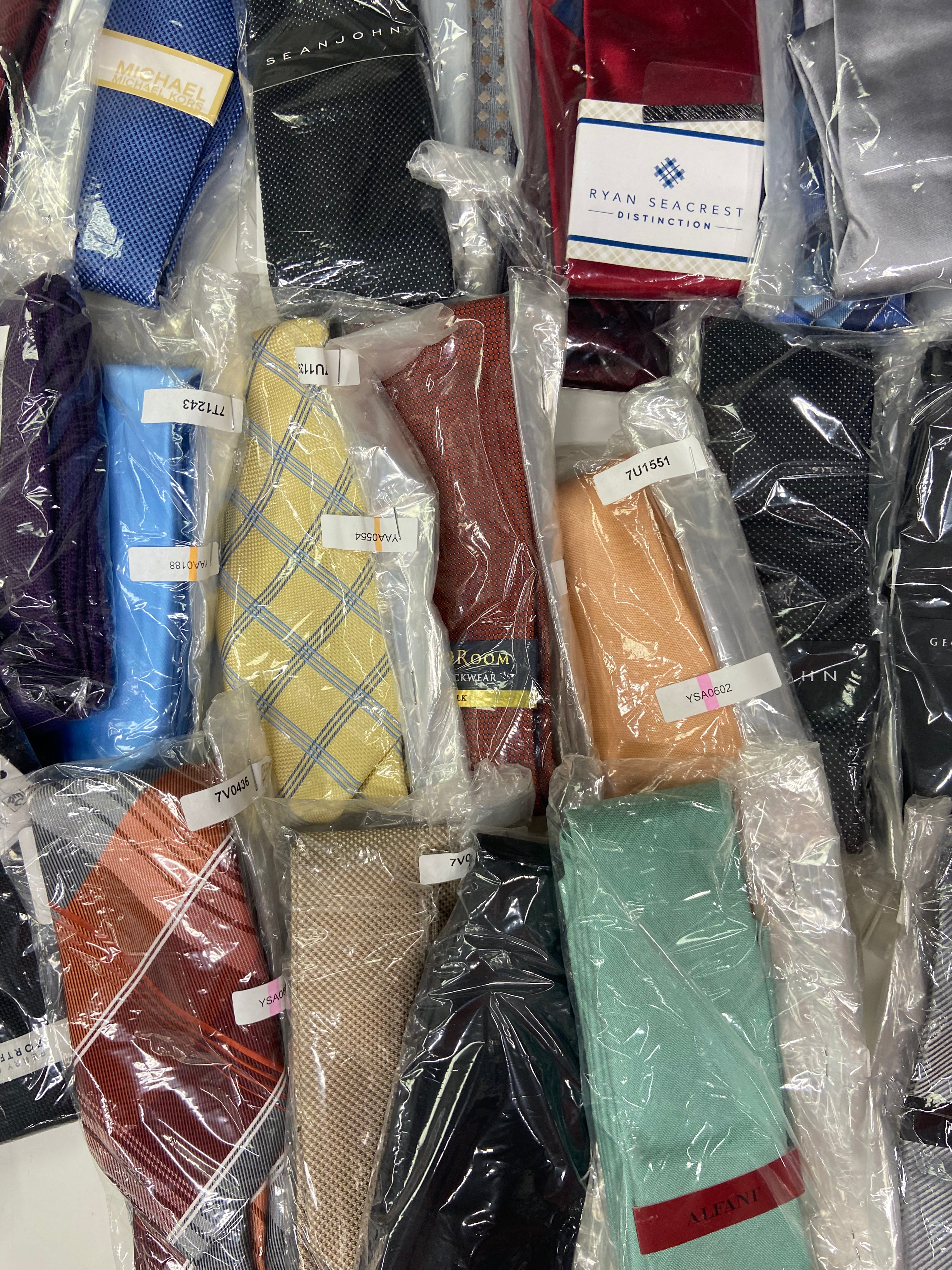 Men's Neckties Wholesale Lot, TALLIA, MICHAEL KORS, KENNETH COLE, TASSO ELBA, RYAN SEACREST, CALVIN KLEIN and more, 84 items, CUSTOMER RETURNS