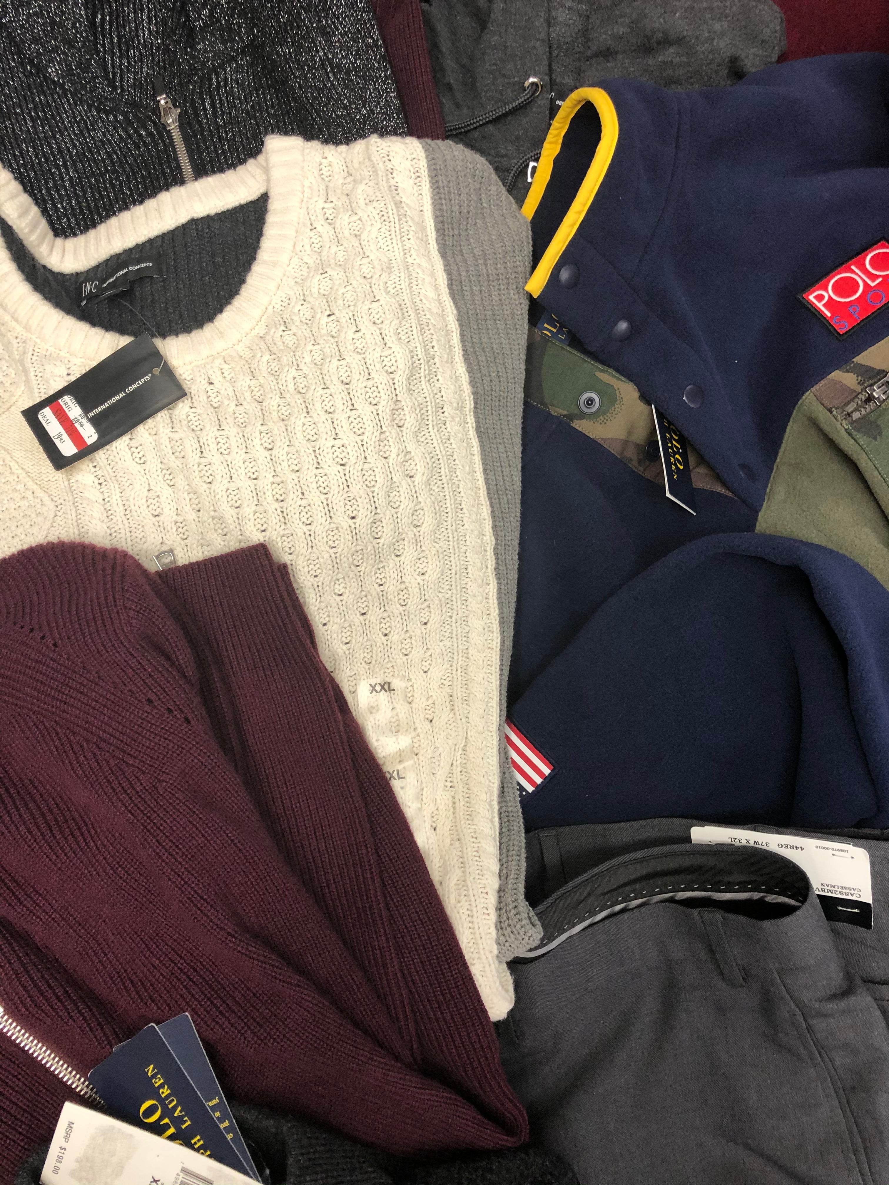 Men's Clothing Assorted Wholesale Lot, POLO RALPH LAUREN, UNDER ARMOUR, CALVIN KLEIN, LEVI'S, ALFANI and more 26 Units, Shelf Pulls, MSRP 2,274