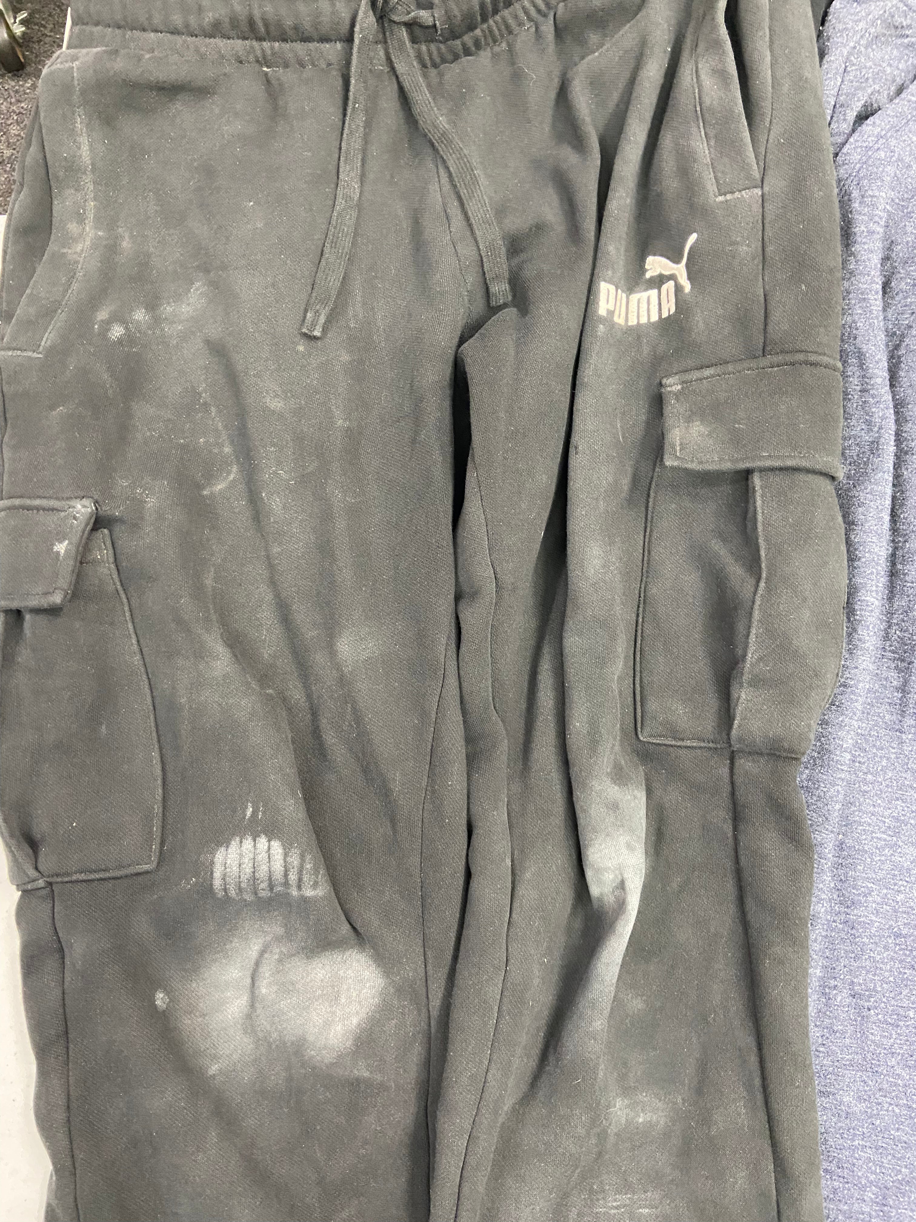 Men's Clothings Bottoms Wholesale Lot, FILA, PUMA, NAUTICA, ENGLISH LAUNDRY, EDDIE BAUER, KIRKLAND, IZOD and more, 10 items, CUSTOMER RETURNS