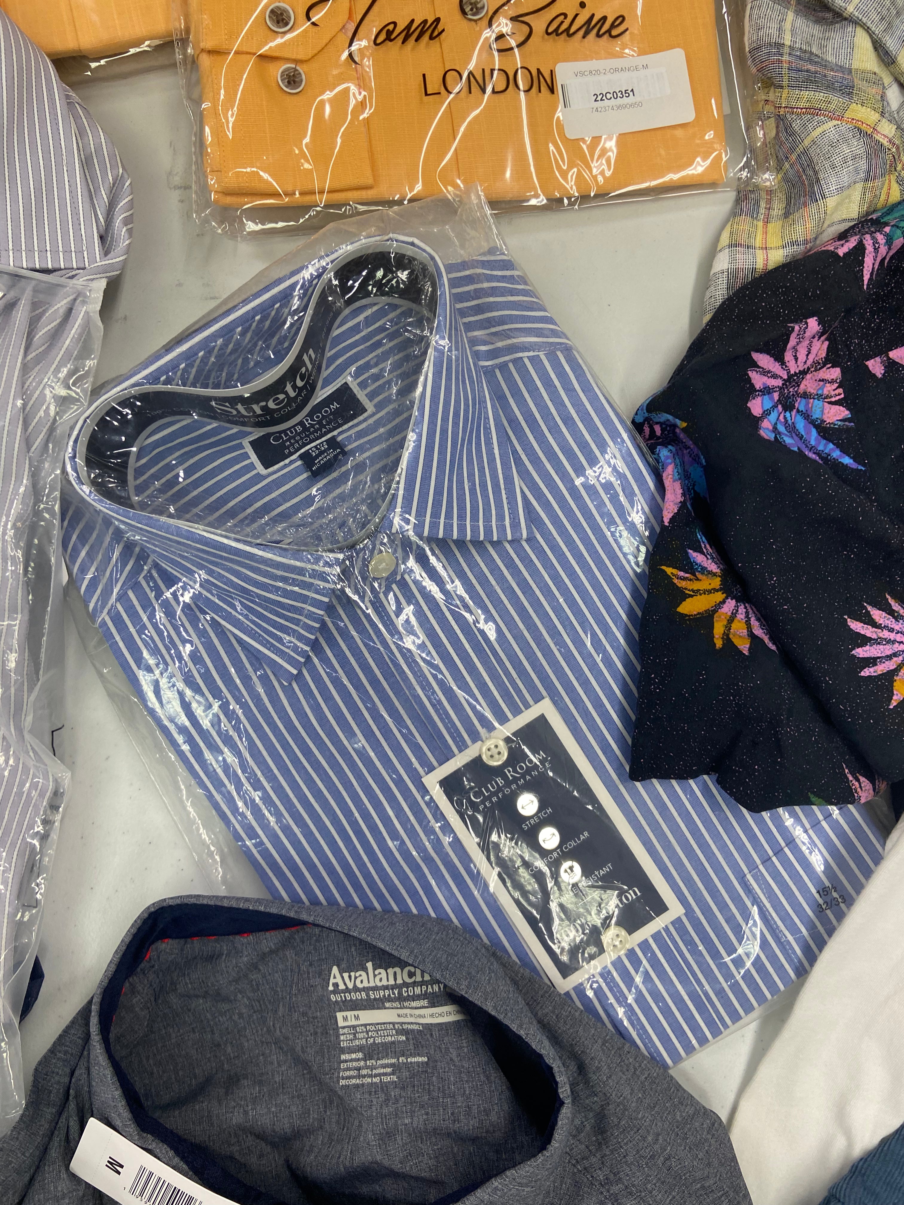 Men's Clothing Button Down Shirts Wholesale Lot, LEVI'S, Club Room, HICKEY FREEMAN, VOLCOM, SUN + STONE and more, 10 items, Shelf Pulls, MSRP $539