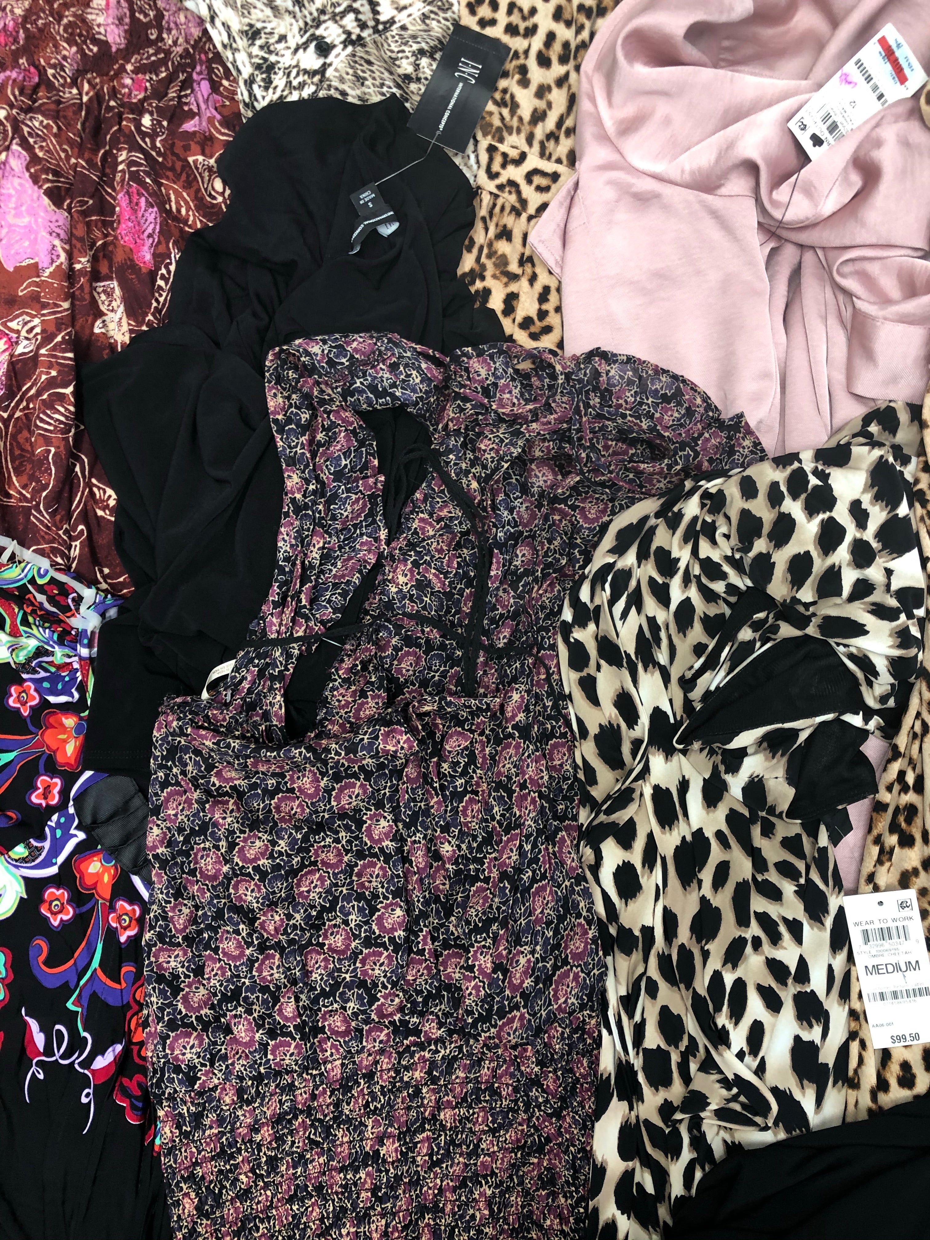 Women's Clothing DRESSES/ROMPERS Wholesale Lot, FREE PEOPLE, CHEQUER, BAR III and more, 13 Units, Shelf Pulls, MSRP $1,104.50