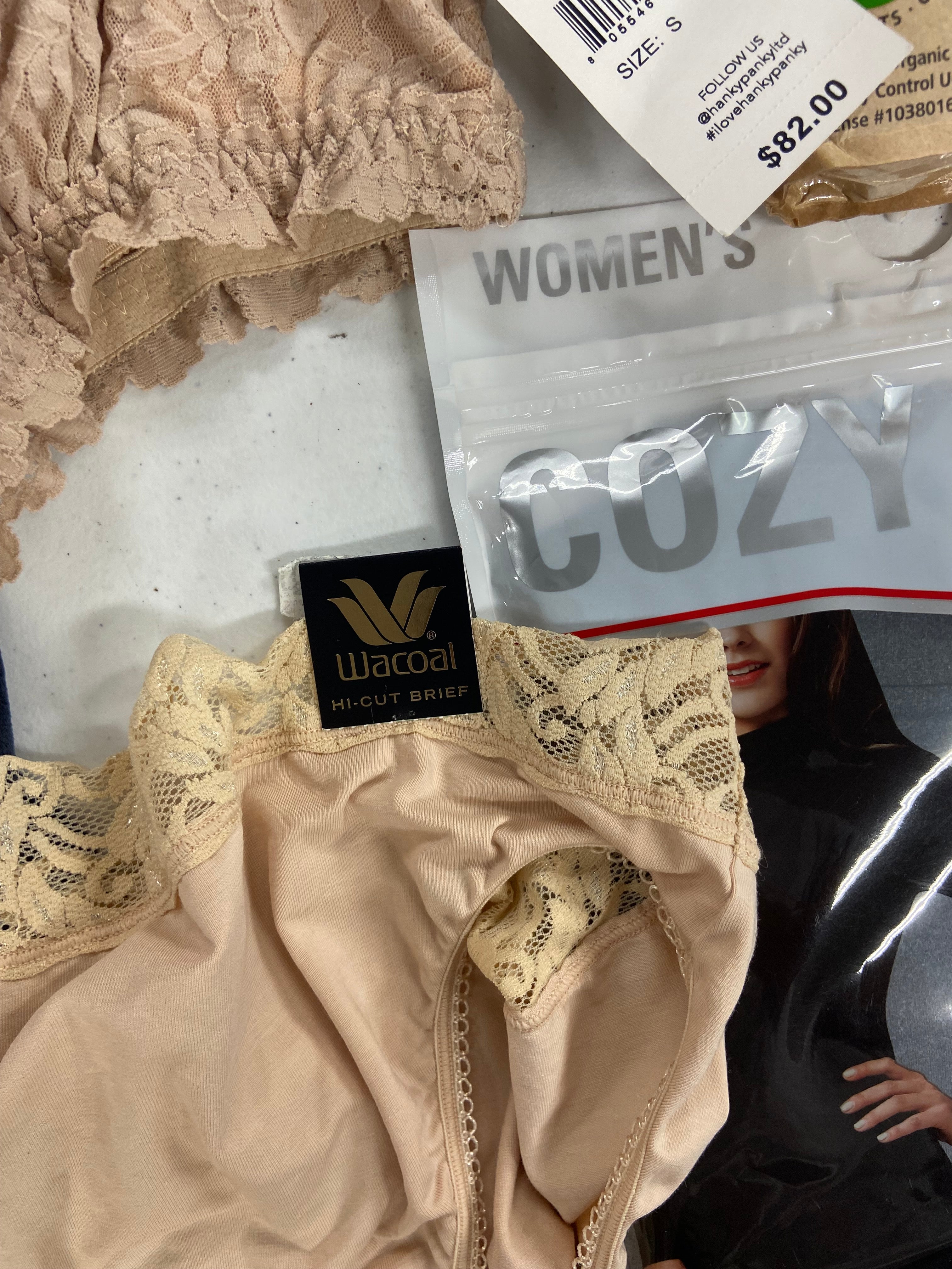 Women's Clothing Assorted Wholesale Lot, ADIDAS, VINCE CAMUTO, FREE PEOPLE, AMERICAN APPAREL, BALI, WACOAL, FELINA and more, 17 items, Shelf Pulls, MSRP $630