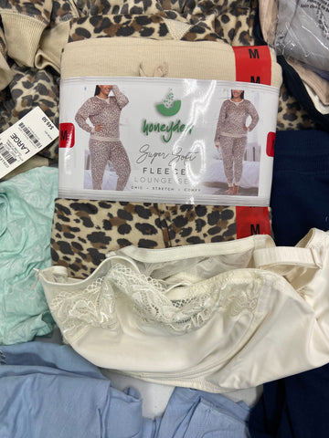 Women's Clothing Intimates and Others Wholesale Lot, LUCKY BRAND, ADIDAS, CAROLE HOCHMAN, HONEYDEW, LILYETTE and more, 21 items, Shelf Pulls, MSRP $630