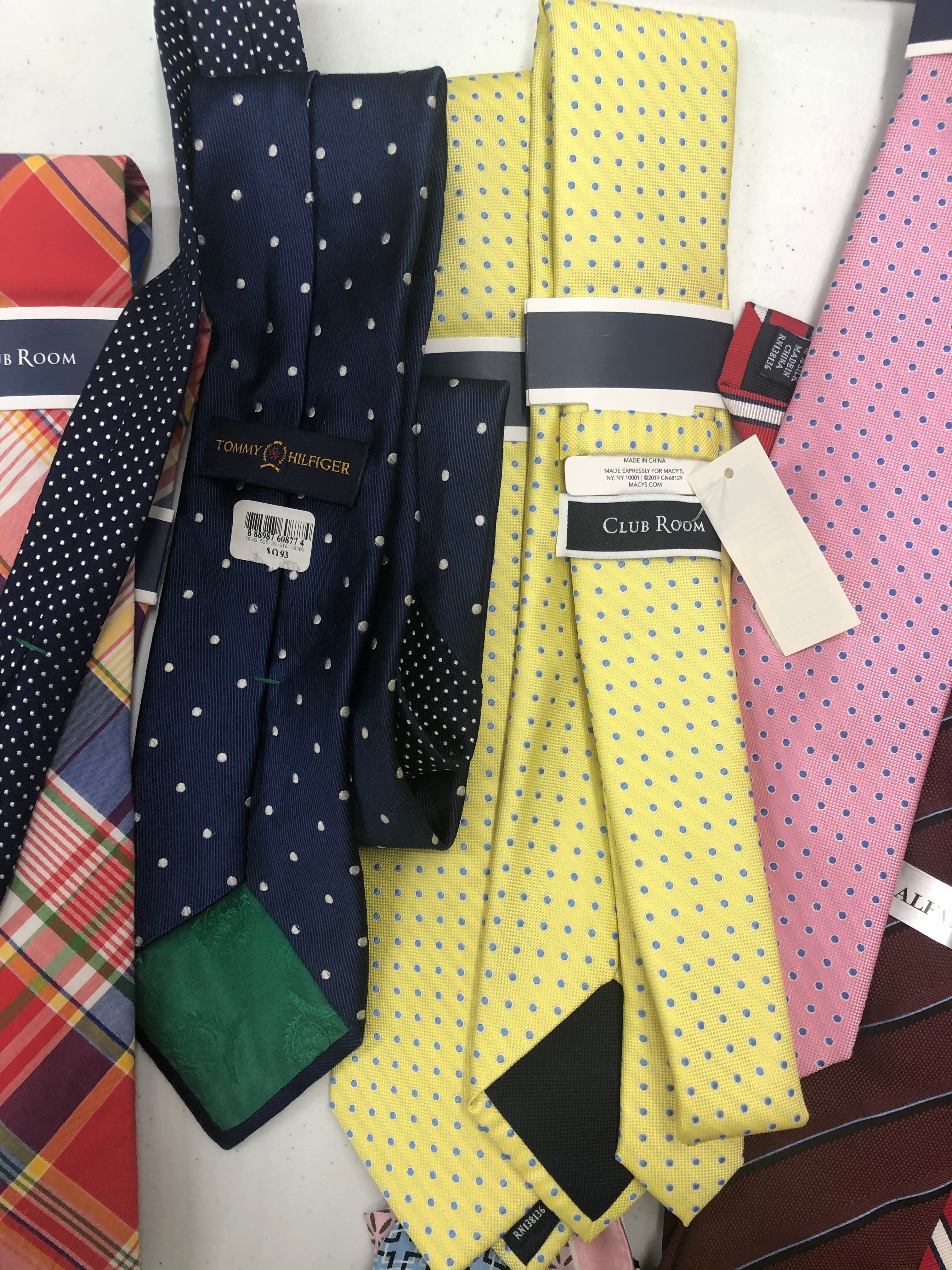 Men's Neckties & Others Wholesale Lot, TOMMY HILFIGER, CLUBROOM and more, 24 items, Shelf Pulls, MSRP $1,354