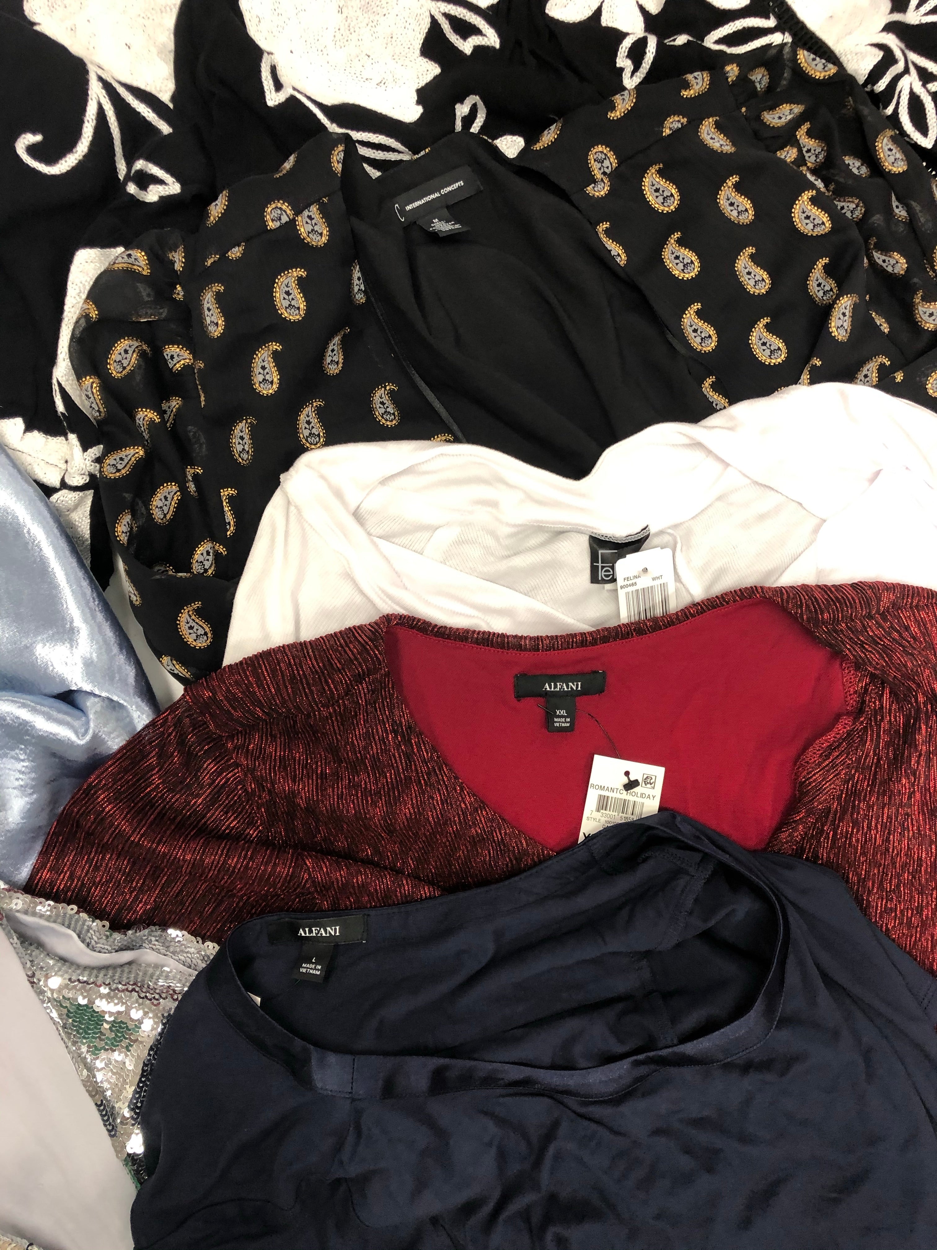 Women's Clothing Top Wholesale Lot, Felina, Alfani, INC, 11 Units, Shelf Pulls, MSRP $727