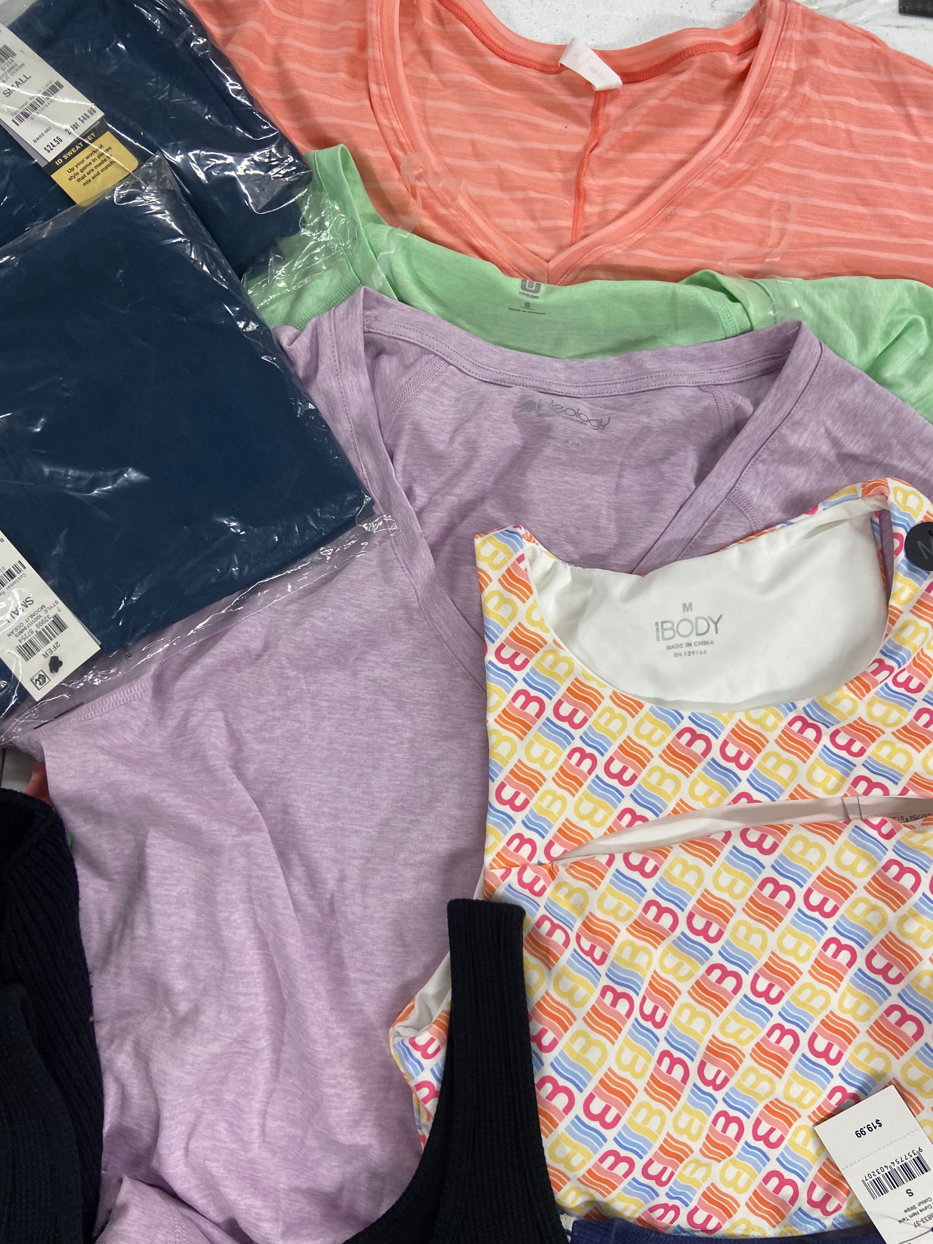 Women's Clothing Assorted Wholesale Lot, FREE PEOPLE, CALVIN KLEIN, NIKE, UNDER ARMOUR, COTTON ON and Others, 14 items, Shelf Pulls, MSRP $536