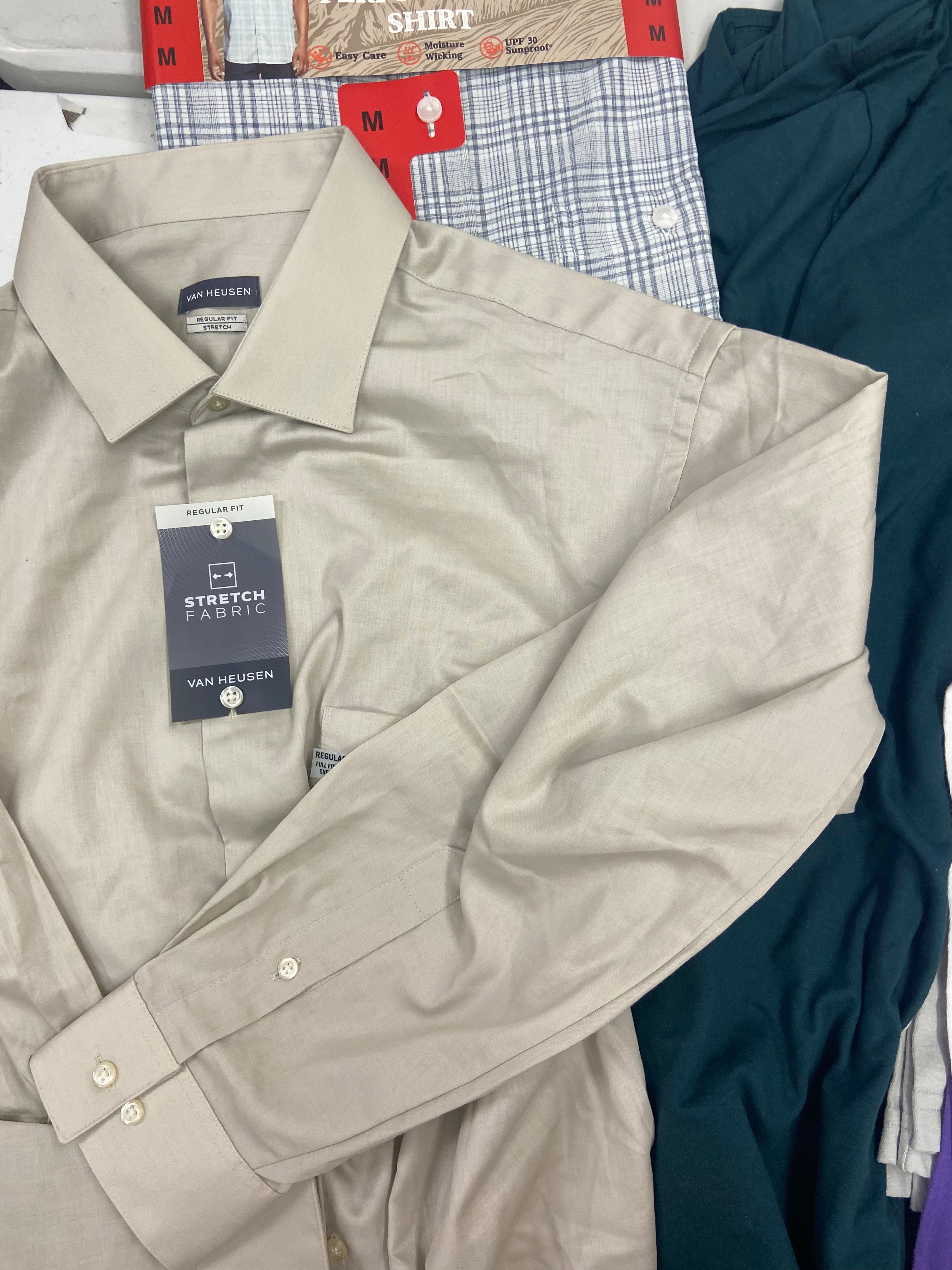 Men's Clothing Button Down Shirts, T-shirts and Other Tops, Wholesale Lot, CALVIN KLEIN, WEATHERPROOF, JACHS, Van Heusen, Suslo Couture and more, 29 items, Shelf Pulls, MSRP $693
