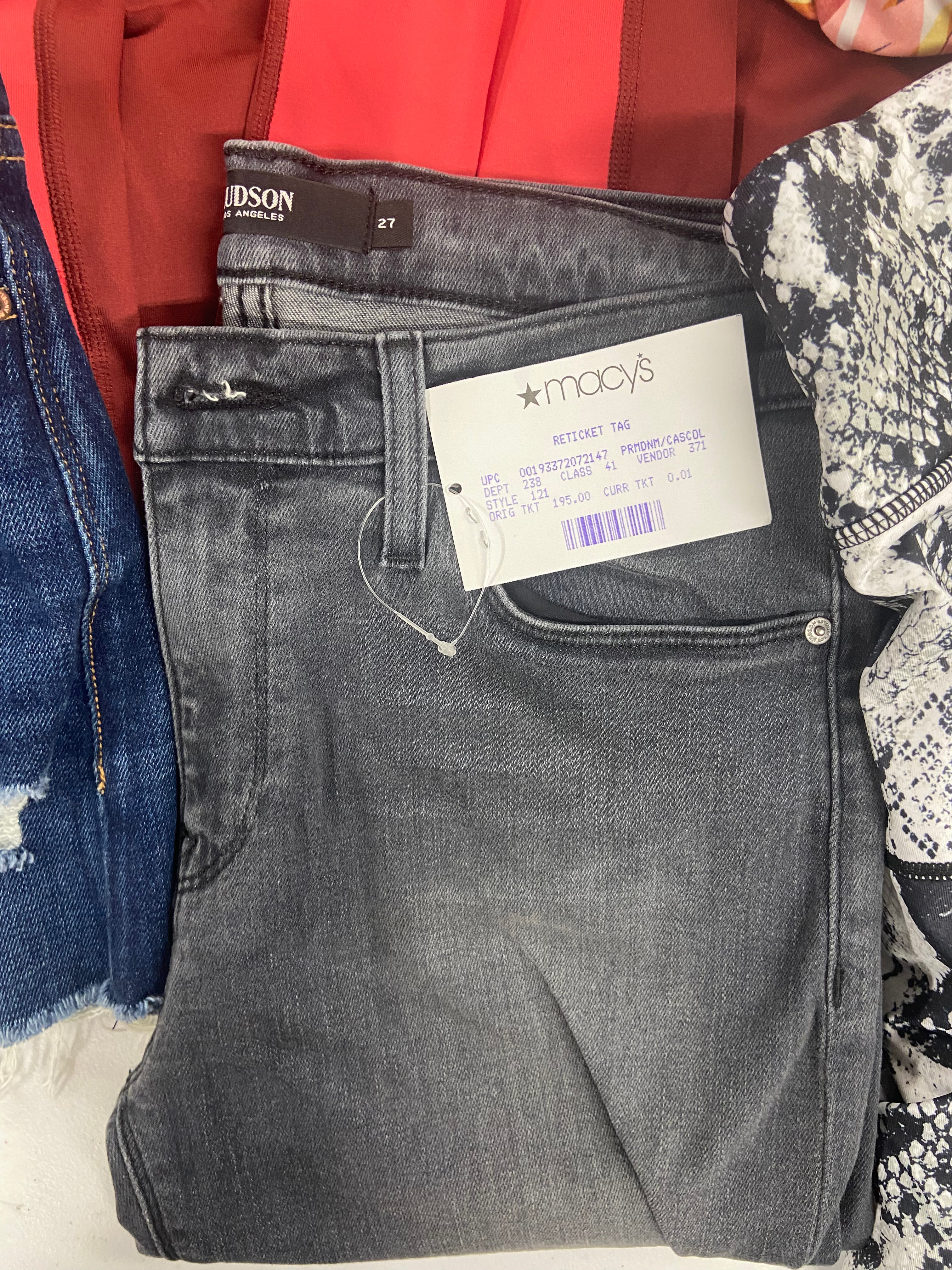Women's Clothing Leggings, Jeans & Others, HUDSON, SKETCHERS, IDEOLOGY Wholesale Lot,  17 items, Shelf Pulls, MSRP $912
