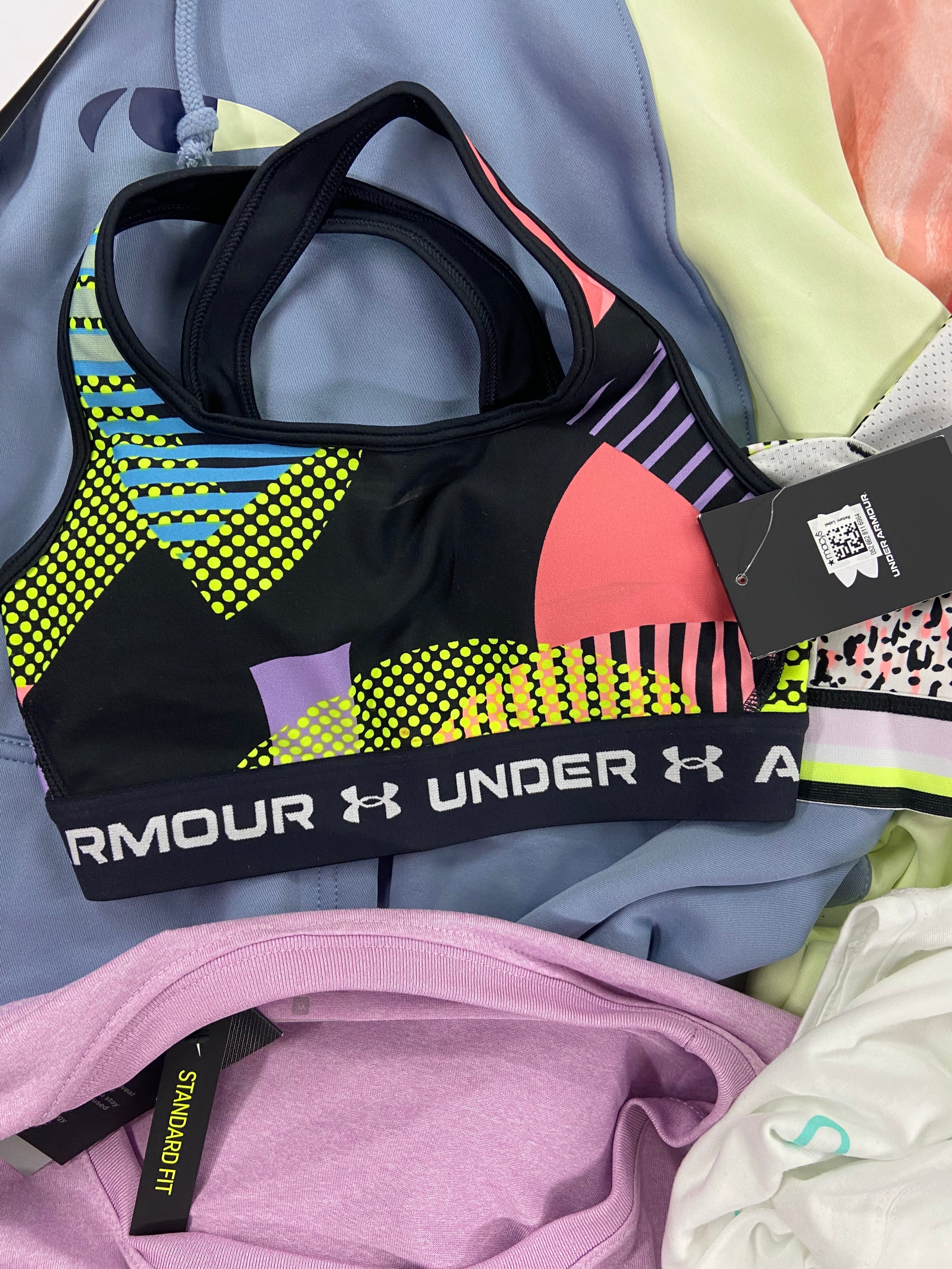 Women's Clothing ACTIVEWEAR Wholesale Lot, NIKE, UNDER ARMOUR, COLUMBIA, DKNY, K-DEER and more, 18 items, Shelf Pulls, MSRP $653