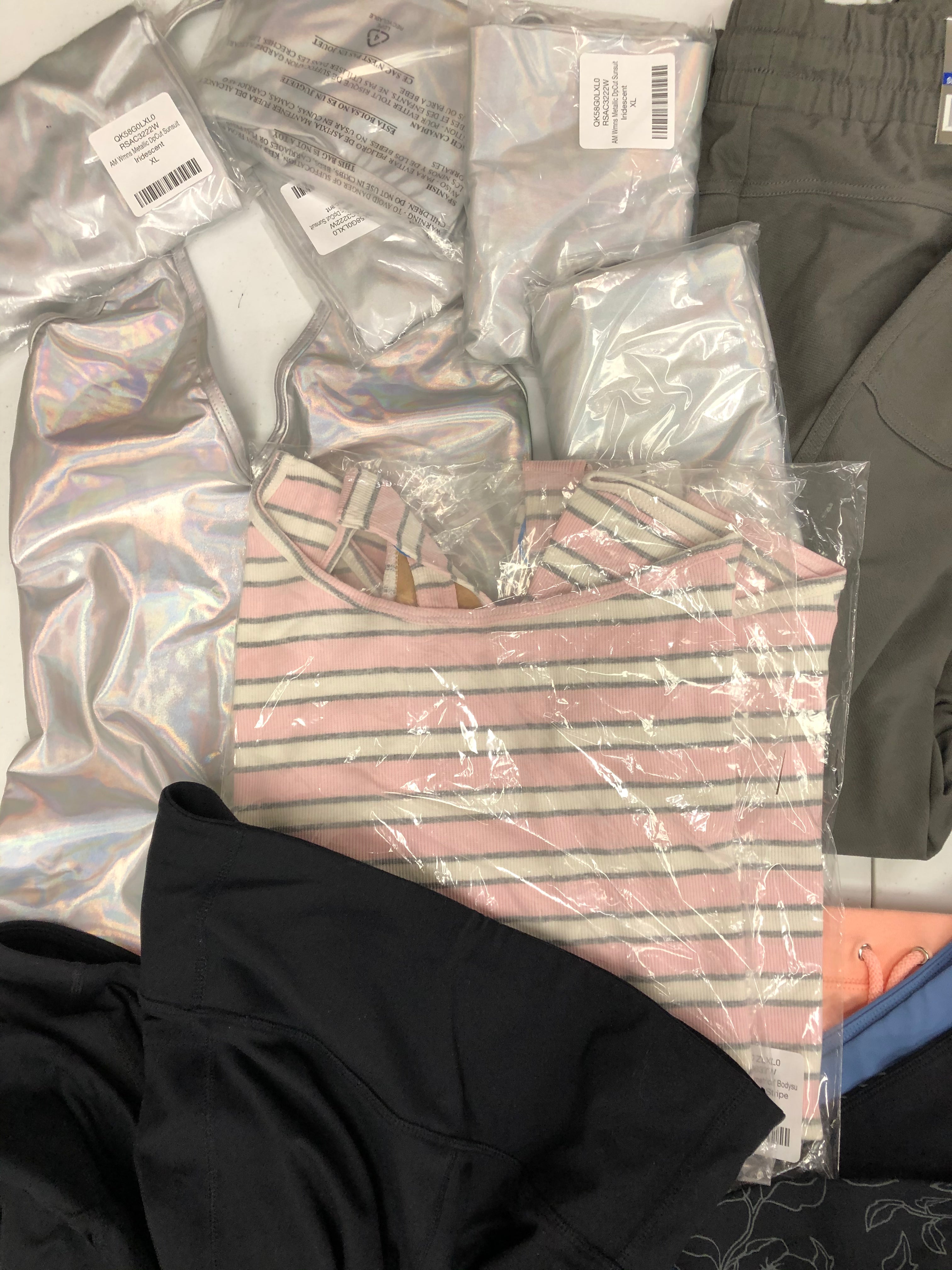 Women's Clothing Activewears Wholesale Lot, SKECHERS, CALVIN KLEIN, MONDETTA, AMERICAN APPAREL and more, 30 items, Shelf Pulls, MSRP $1,053
