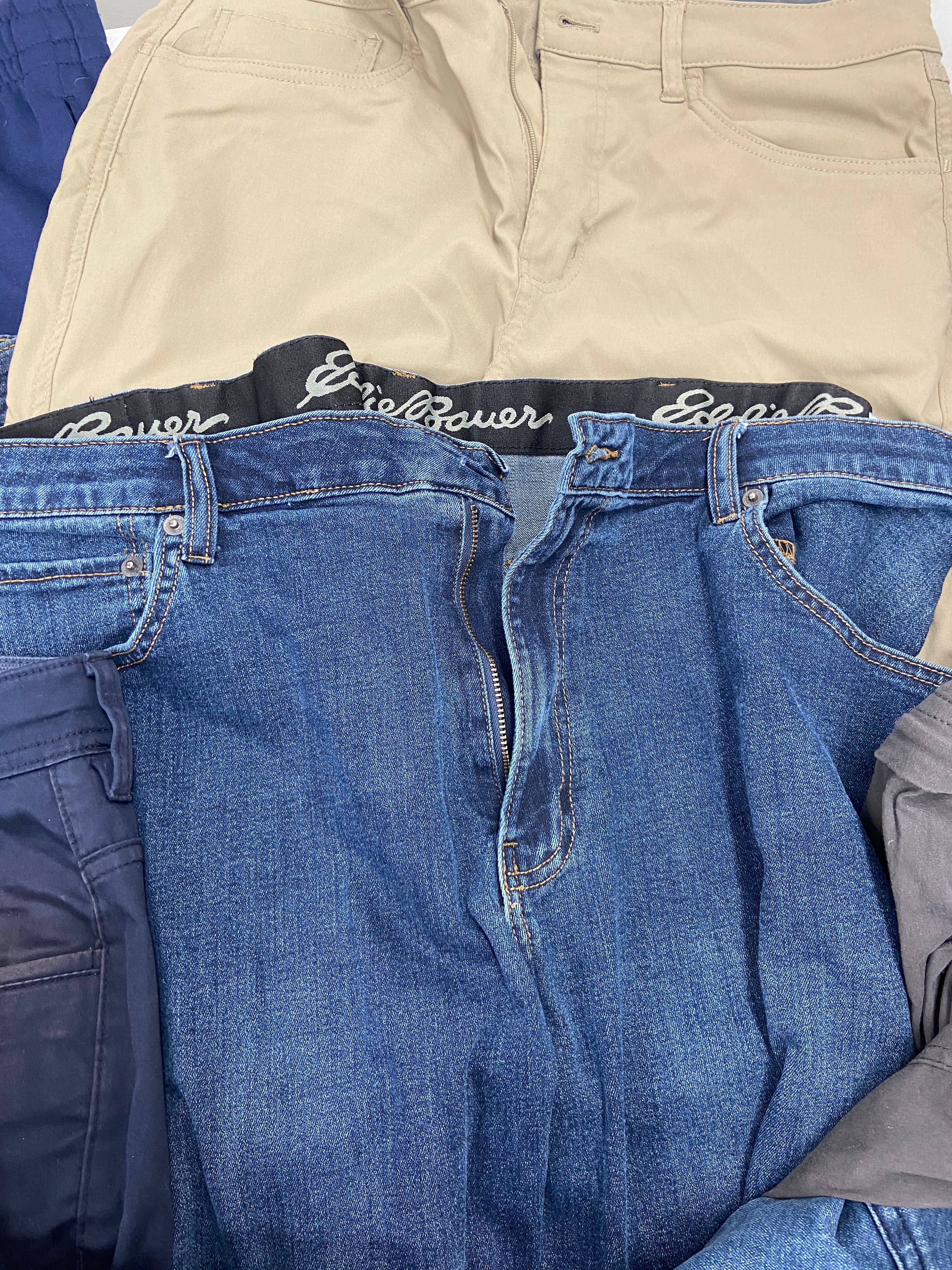 Men's Clothings Pants and Jeans, Wholesale Lot, PUMA, FILA, WEATHERPROOF VINTAGE, EDDIE BAUER, CHAPS and more, 11 items, CUSTOMER RETURNS