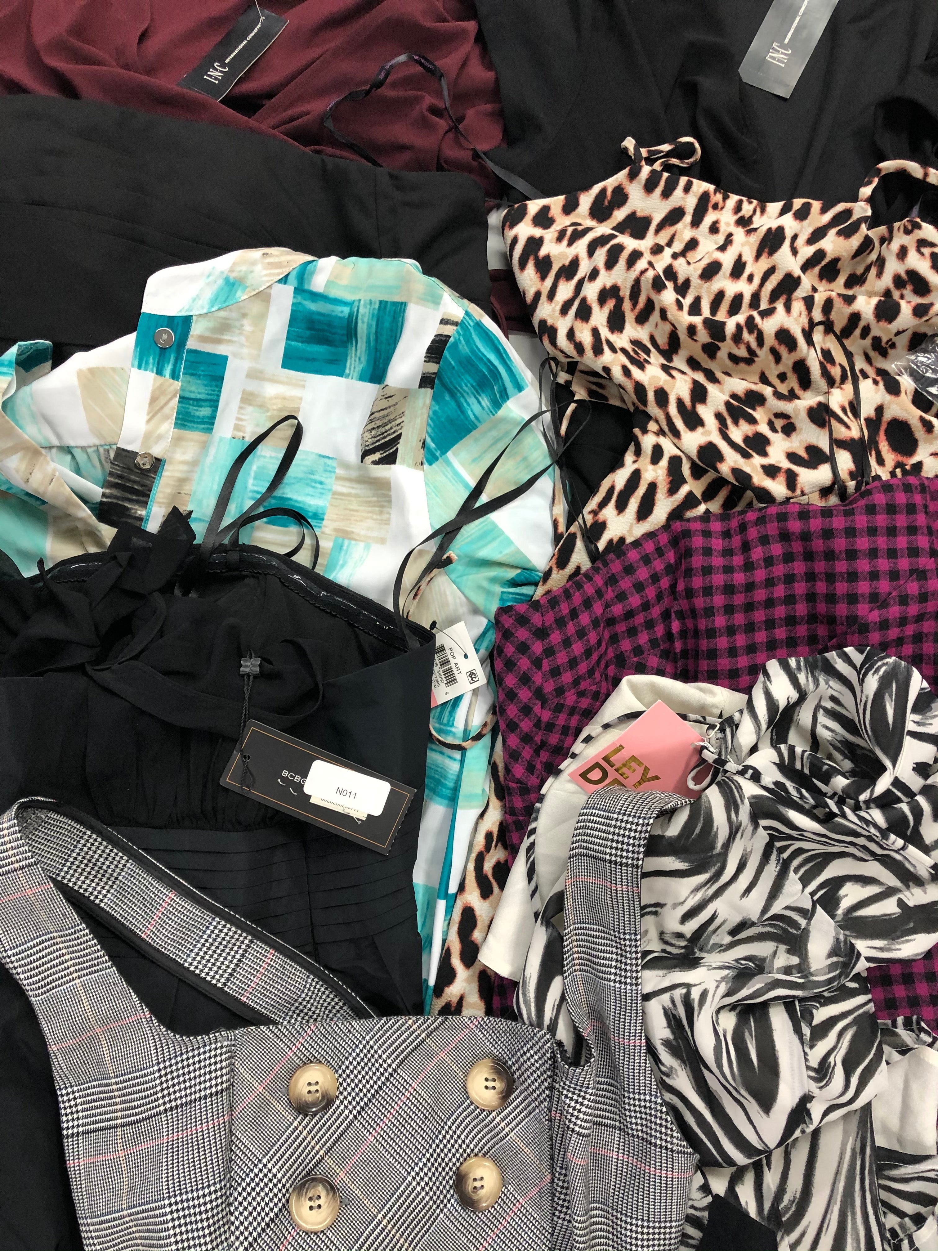 Women's Clothing DRESSES/ROMPERS Wholesale Lot, EILEEN FISHER, FREE PEOPLE, BCBG, PARKER LIFESTYLE, ALFANI and more, 16 items, Shelf Pulls, MSRP $1,871
