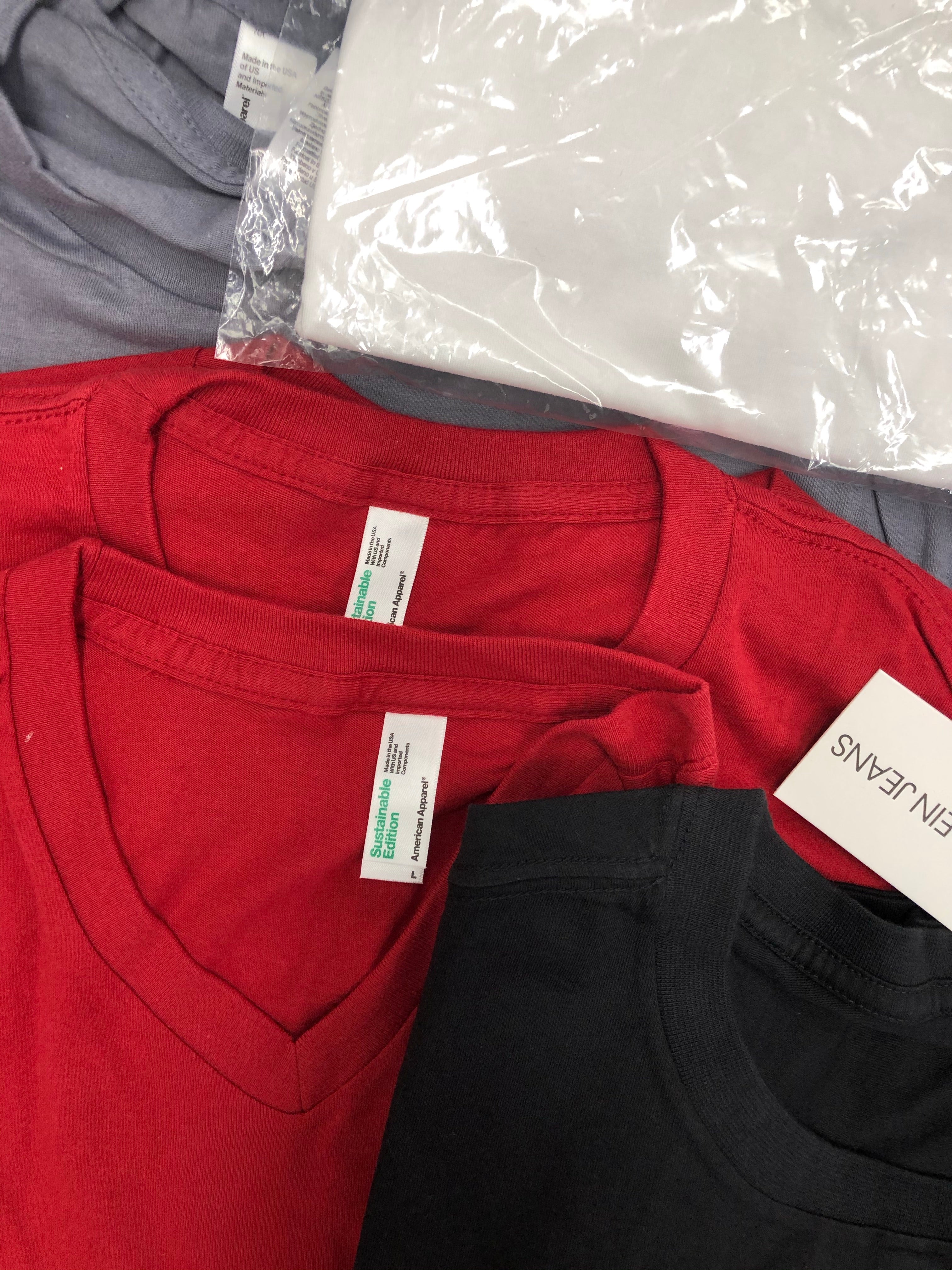 Men's Clothing Tops & Scarves Wholesale Lot, ADIDAS, CALVIN KLEIN, STEVE MADDEN, TASSO ELBA, AMERICAN APPAREL, 32 items, Shelf Pulls, MSRP $897