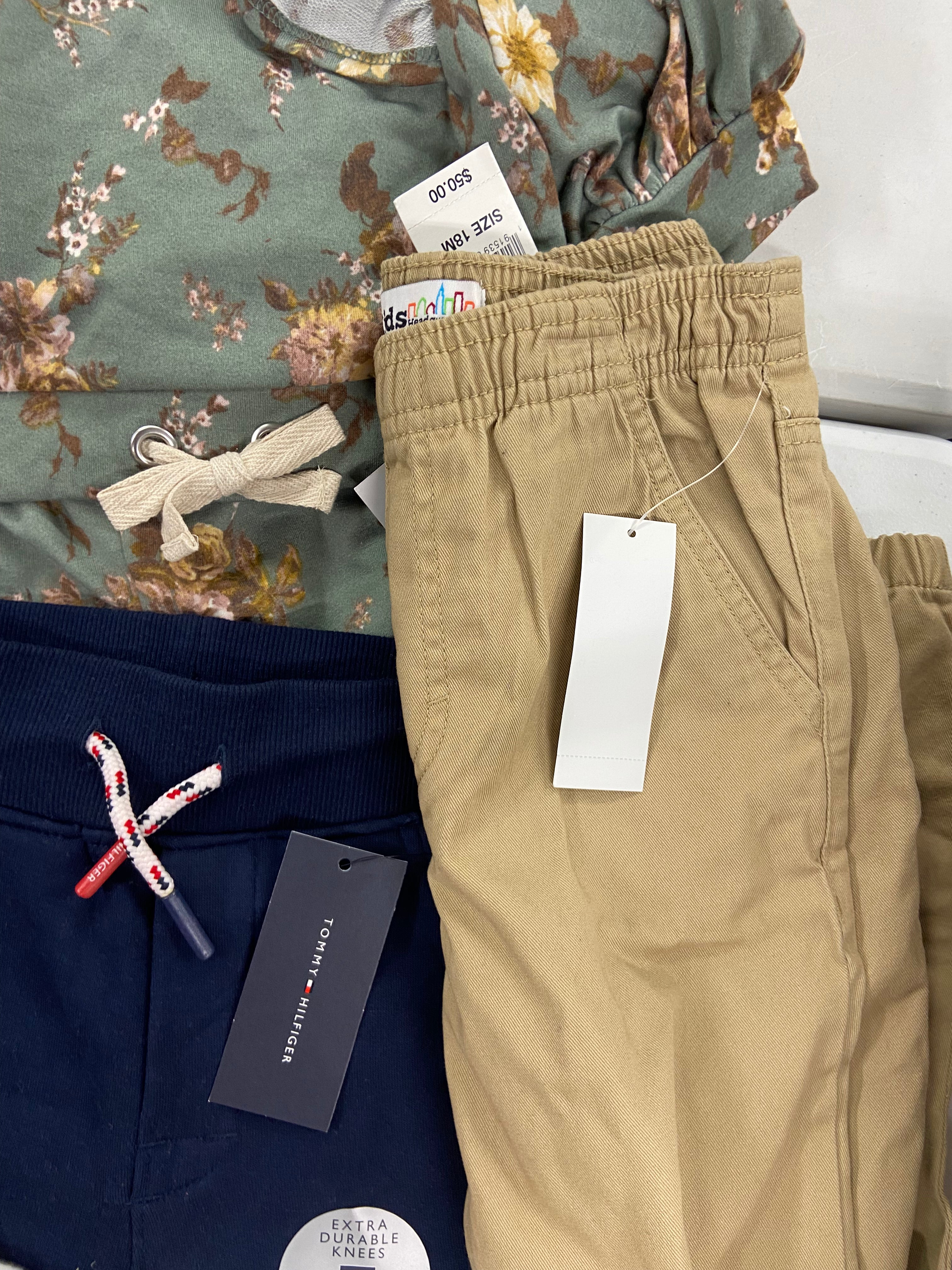 Baby's Clothing Assorted Wholesale Lot, TOMMY HILFIGER, CHAMPION, BONNIE JEAN, FIRST IMPRESSIONS , CARTER'S and more, 18 items, Shelf Pulls, MSRP $602