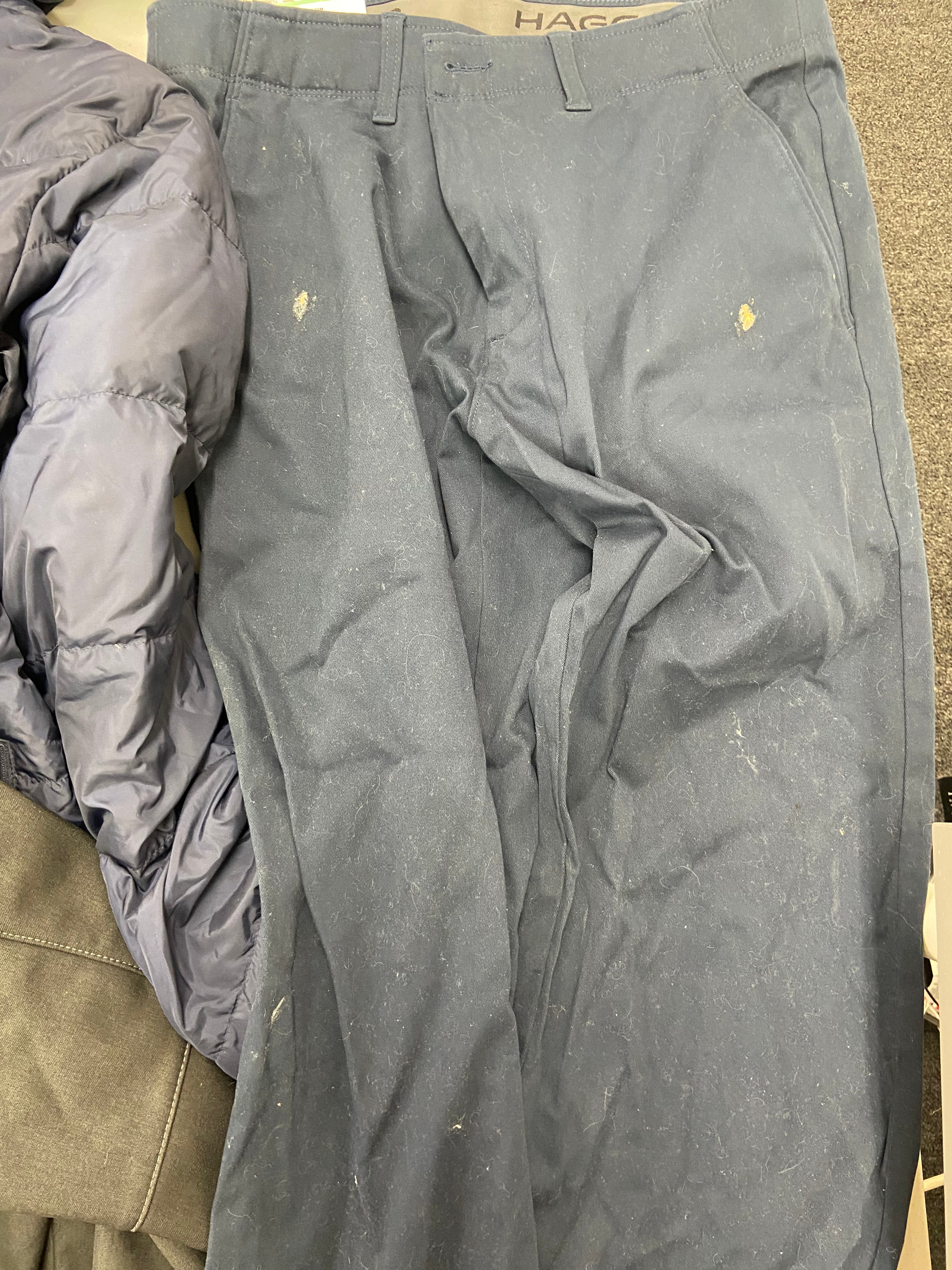 Men's Clothings Assorted Wholesale Lot, WEATHERPROOF, EDDIE BAUER, KIRKLAND, HAGGAR and more, 4 items, CUSTOMER RETURNS