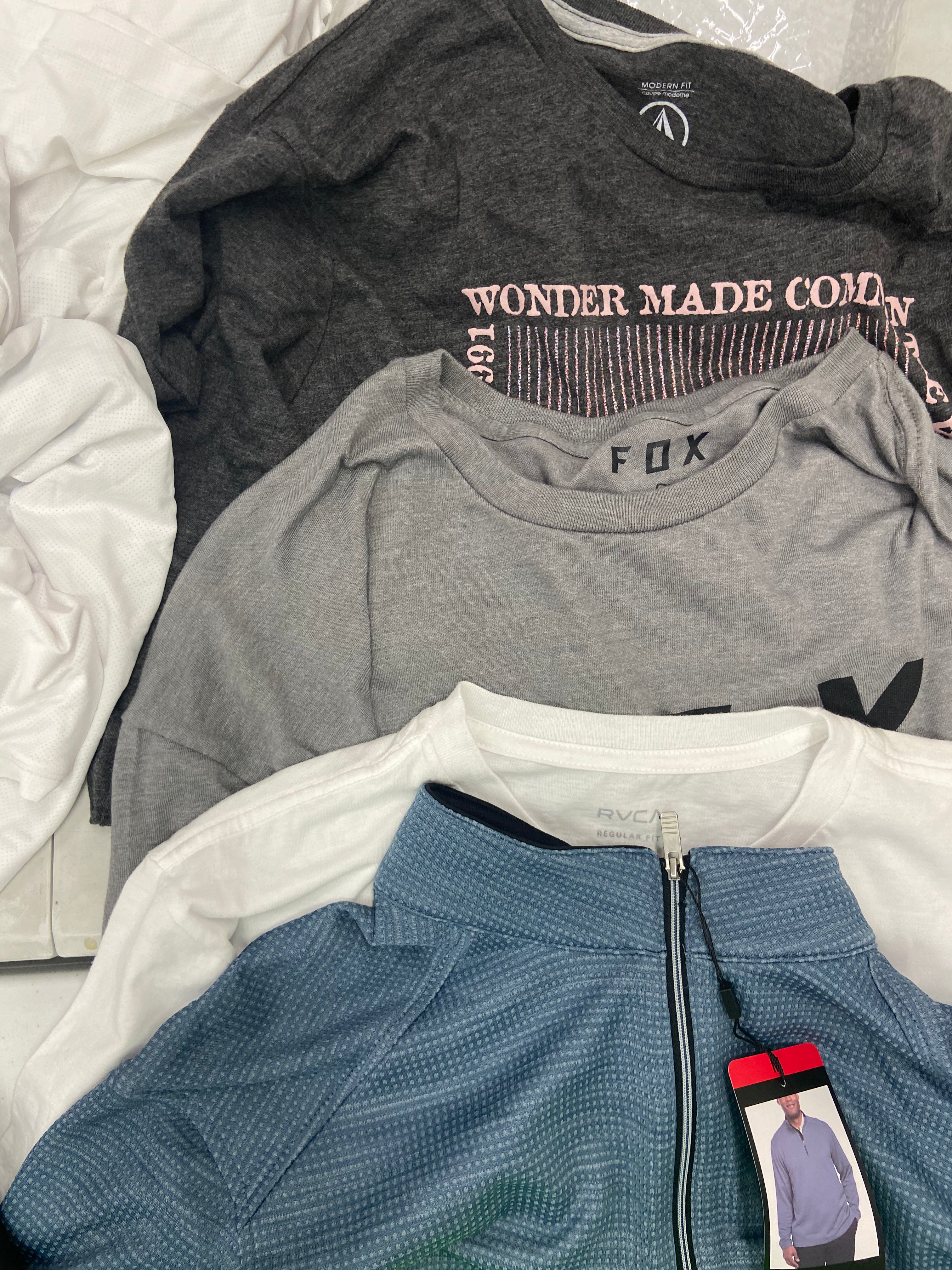 Men's Clothing Tops Wholesale Lot, NIKE, LUCKY BRAND, VOLCOM, SPYDER, CYPRESS CLUB, 32 DEGREES and more, 17 items, Shelf Pulls, MSRP $717