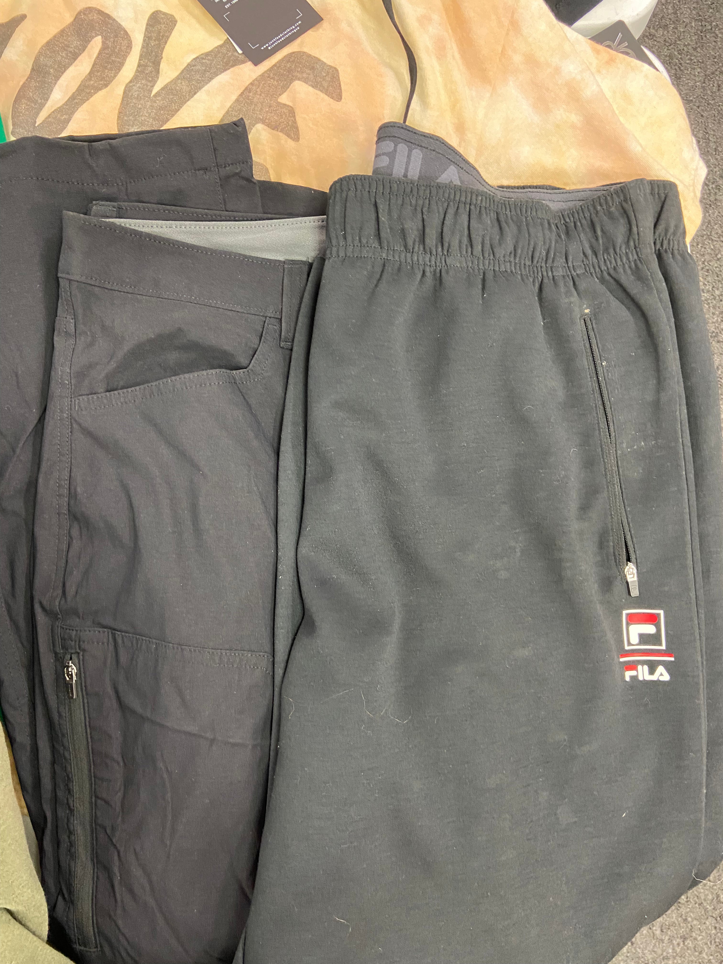 Men's Clothing Assorted Wholesale Lot, POLO RALPH LAUREN, WEATHERPROOF, EDDI BAUER, ORVIS, JUNKFOOD and more 12 items, Shelf Pulls, MSRP $831