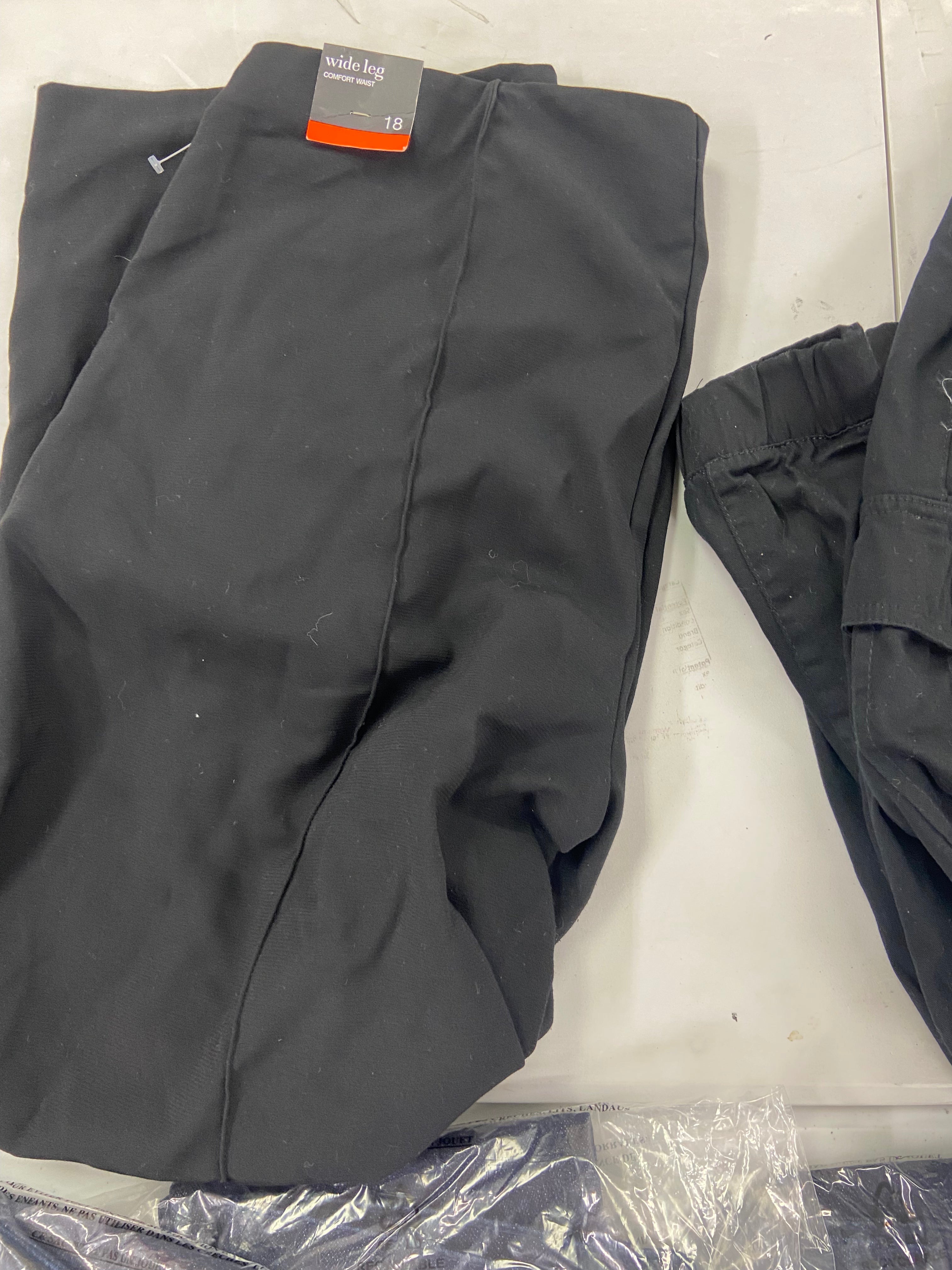 Women's Clothing Jeans & Pants, Wholesale Lot, AMERICAN APPAREL, ALFANI, GALAXY, 9 items, Shelf Pulls, MSRP $586