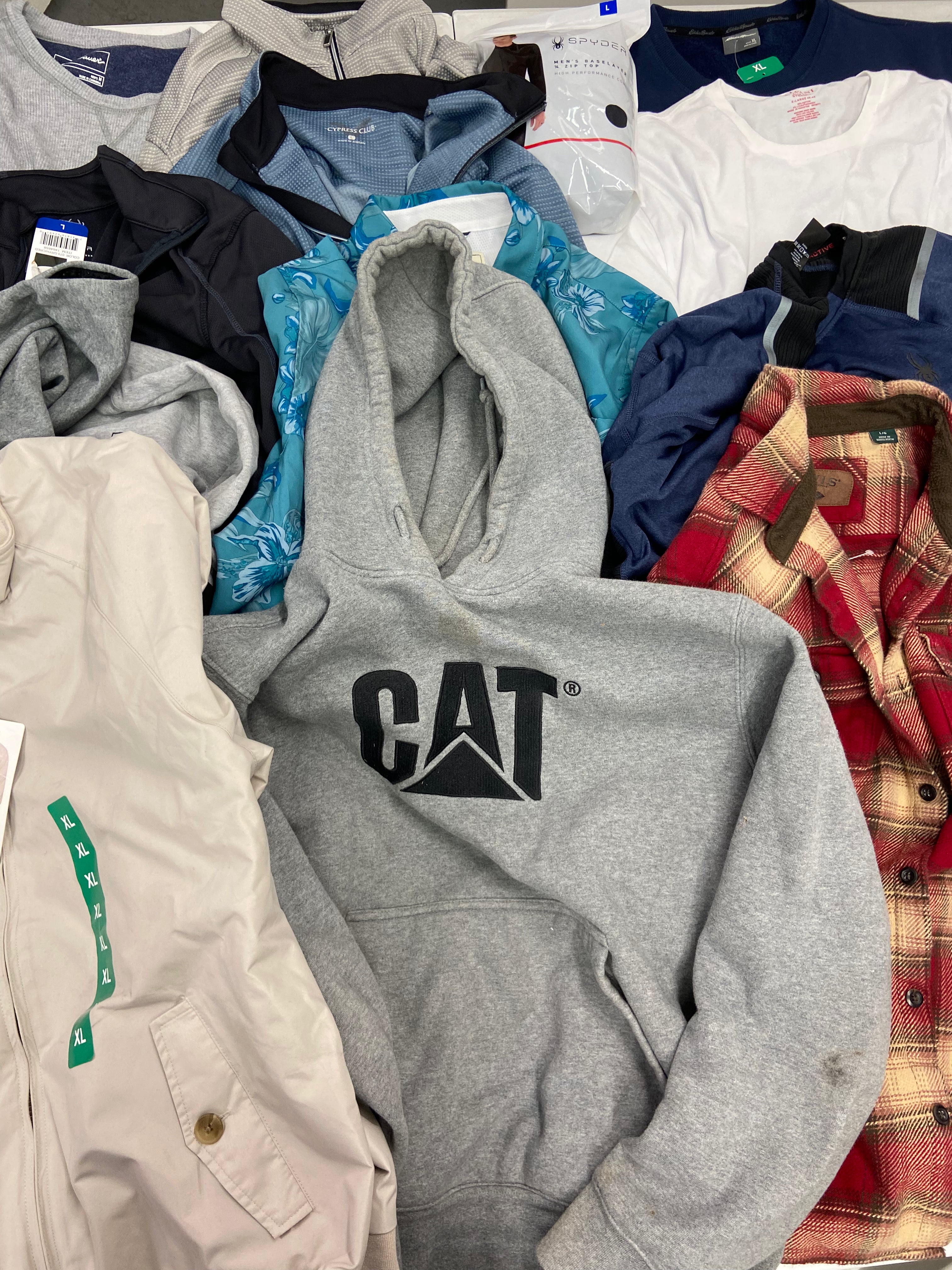 Men's Clothings Tops Wholesale Lot, PUMA, FILA, ORVIS, WEATHERPROOF, EDDIE BAUER, SPIDER, ALFANI, CYPRESS CLUB  and more, 14 items, CUSTOMER RETURNS