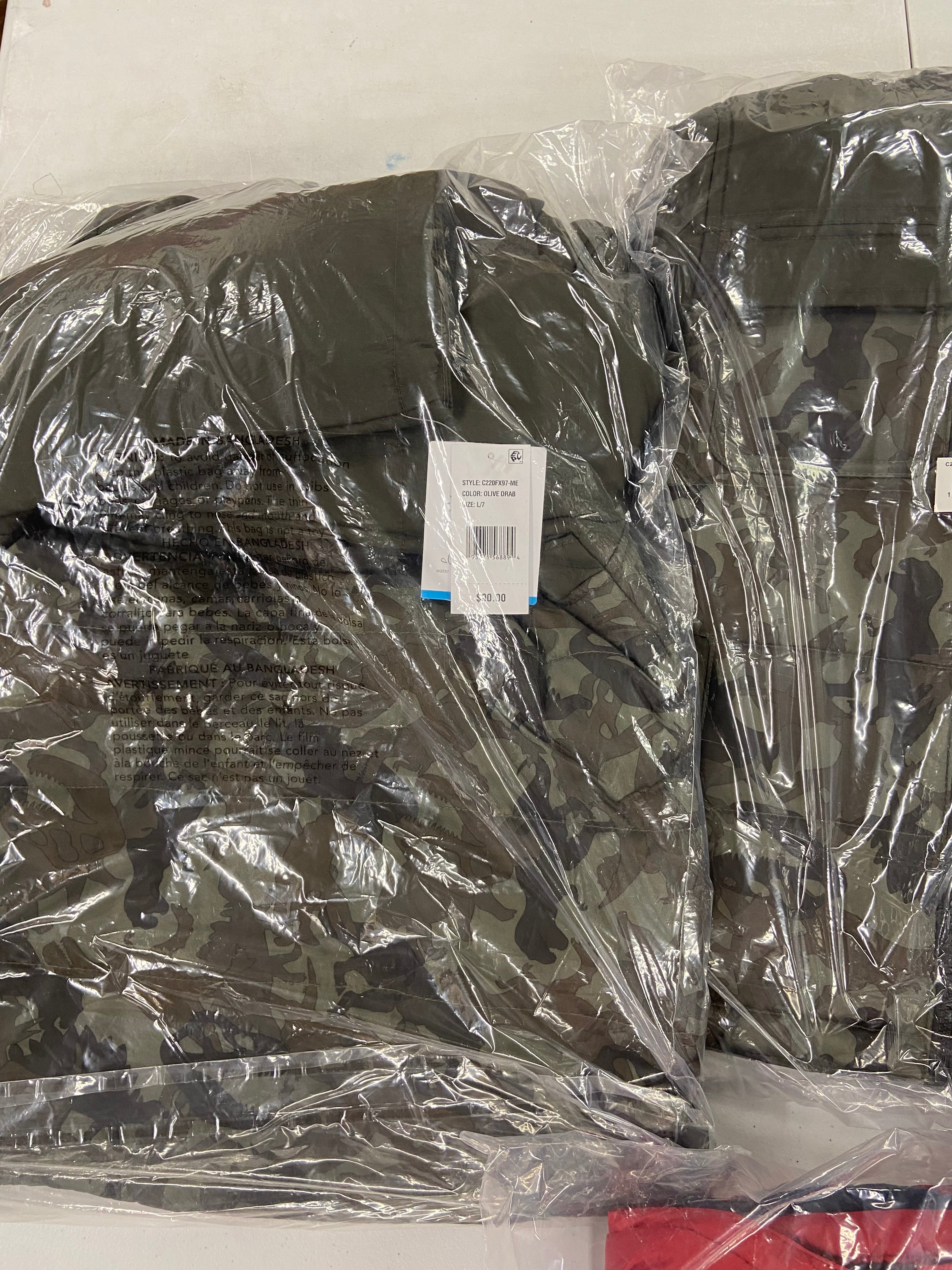 Kid's Clothing Puffy Jackets Wholesale Lot, TOMMY HILFIGER and CARTER'S, 5 items, Shelf Pulls, MSRP $450